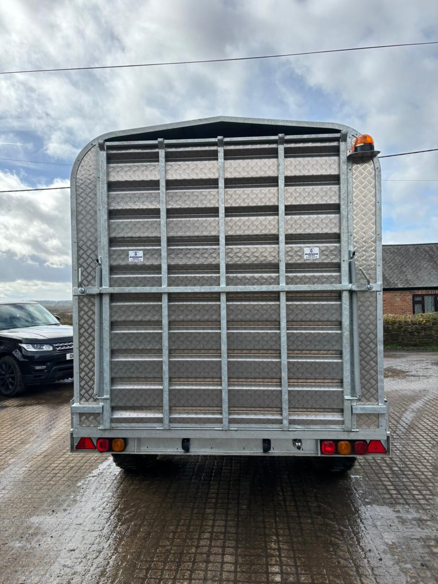 2024 Brand New/ Unused Bateson 20ft Cattle Flotation Box Trailer *PLUS VAT* - Image 6 of 12