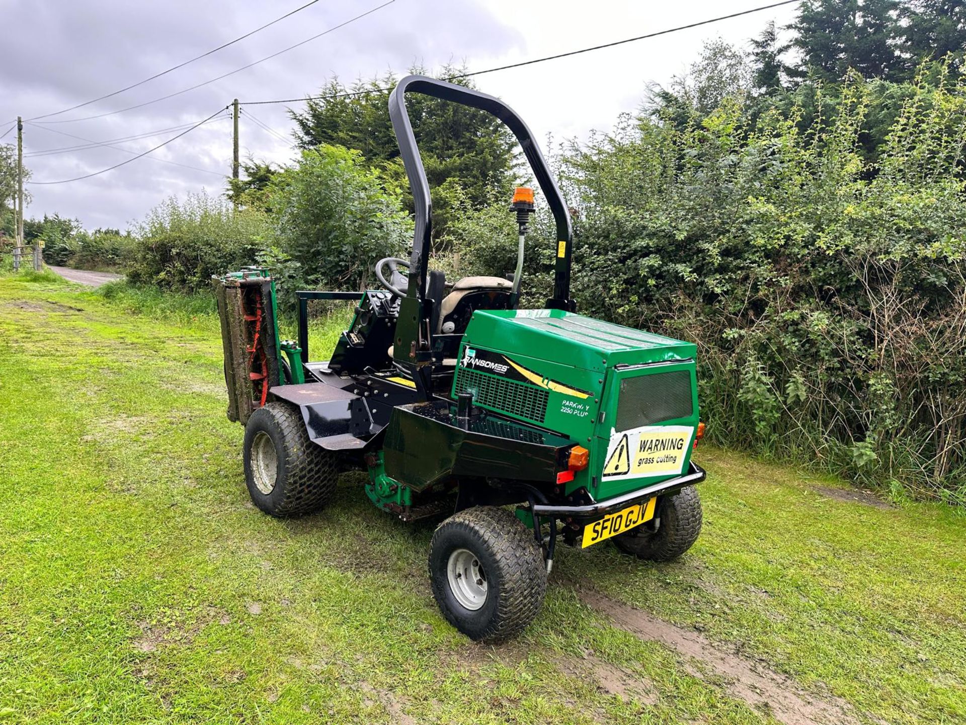 2010 RANSOMES PARKWAY 2250 PLUS 4WD 3 GANG CYLINDER MOWER *PLUS VAT* - Bild 4 aus 19