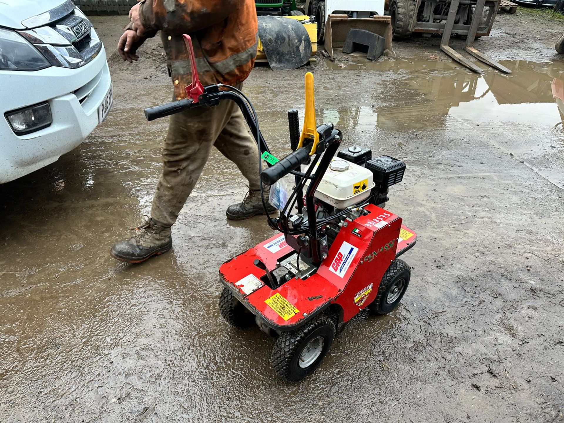 2017 BENASSI L300 TURF CUTTER *PLUS VAT* - Image 5 of 9