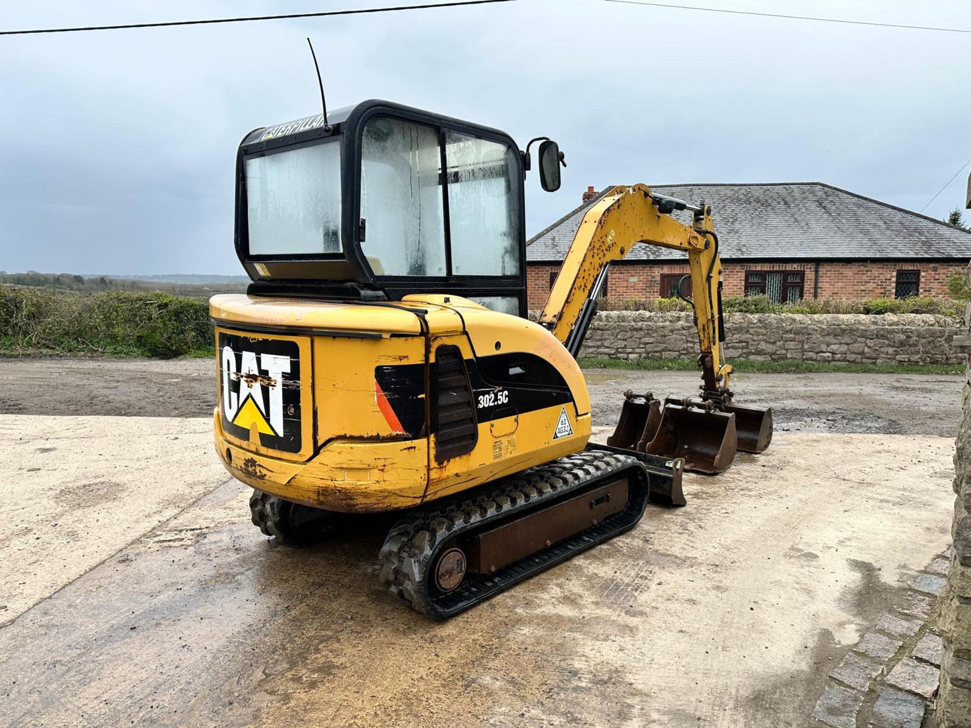 2012 Caterpillar 302.5C 2.8 Ton Mini Digger *PLUS VAT* - Image 8 of 28