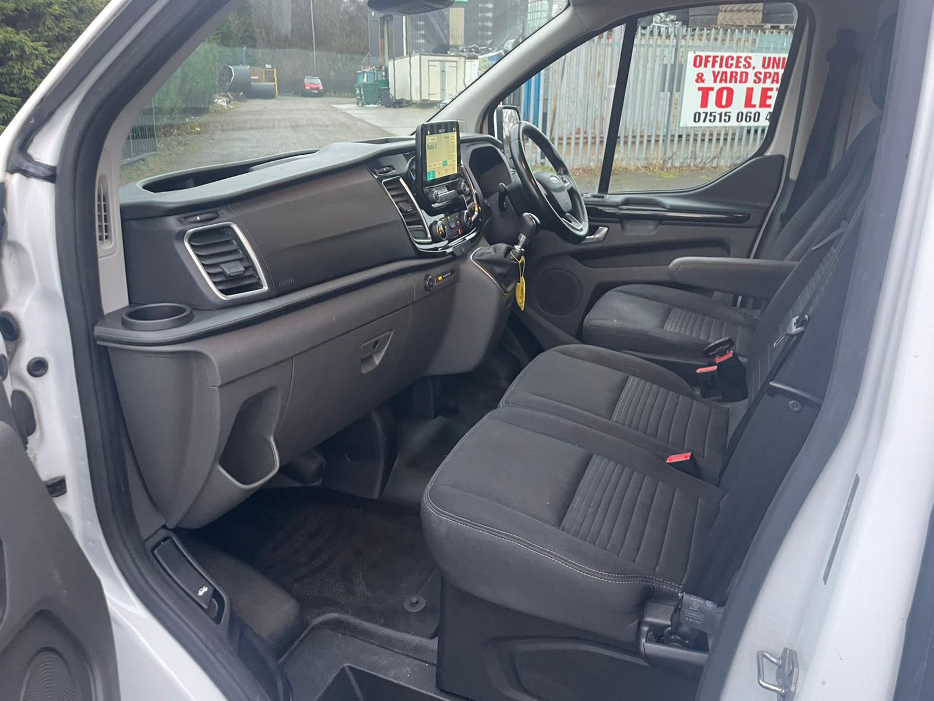 2018 FORD TRANSIT CUSTOM 280 LIMITED WHITE PANEL VAN *PLUS VAT* - Image 14 of 14