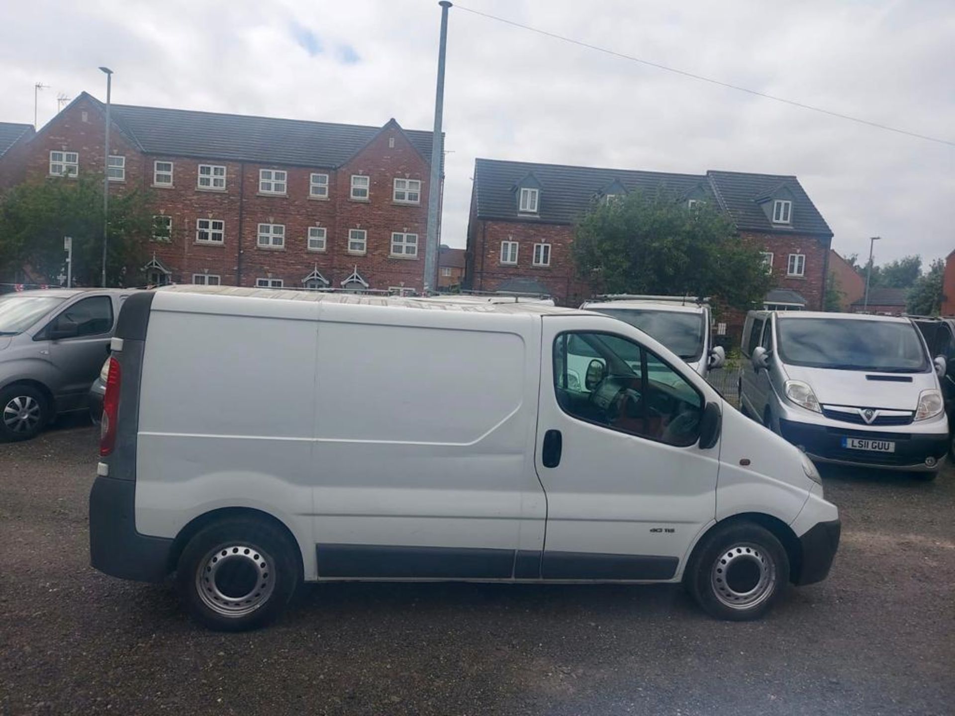 2007 RENAULT TRAFIC SL27+ DCI 115 WHITE PANEL VAN *NO VAT* - Image 9 of 12