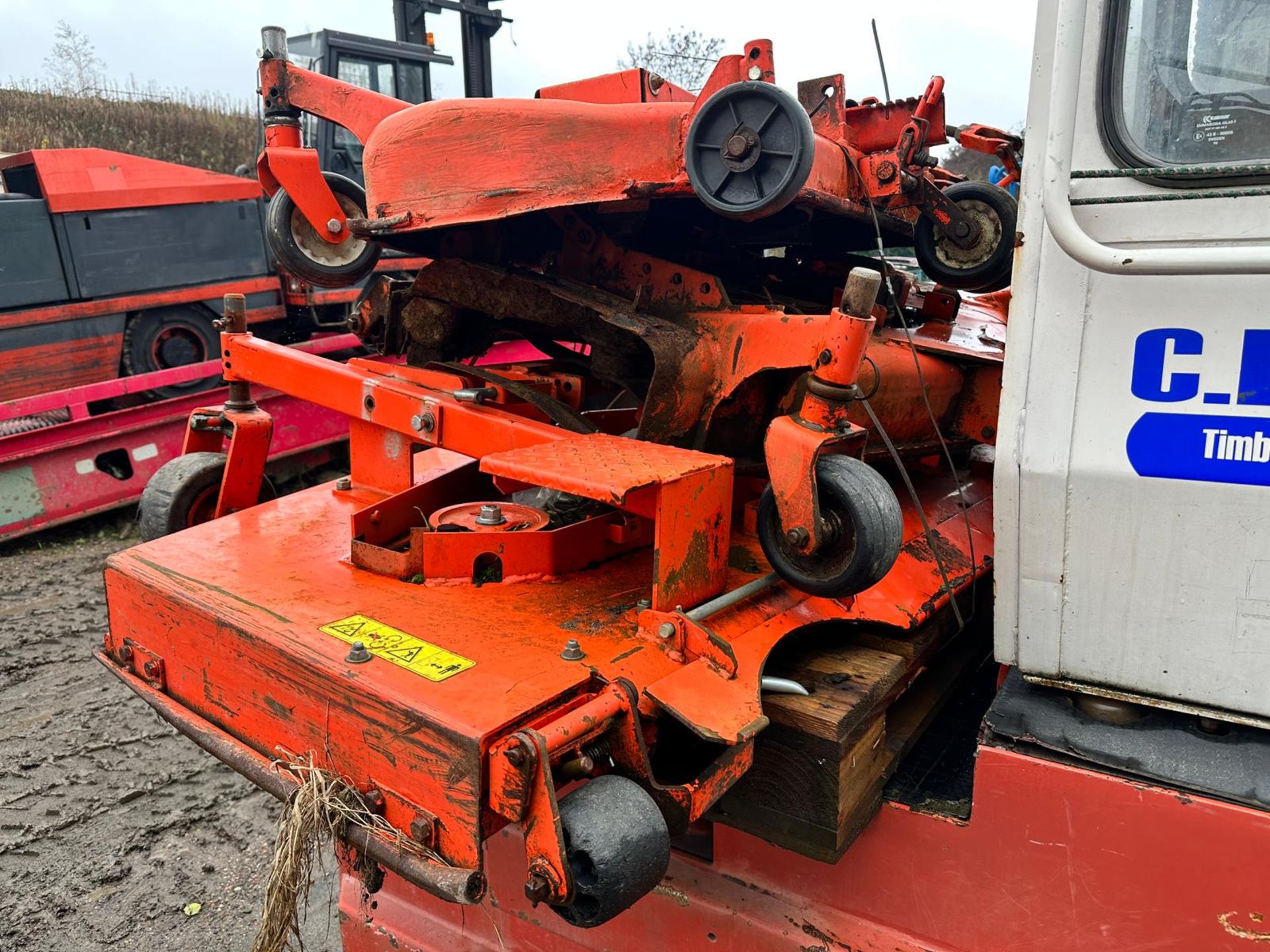 PALLET OF X3 KUBOTA PTO DRIVEN DECKS *PLUS VAT*