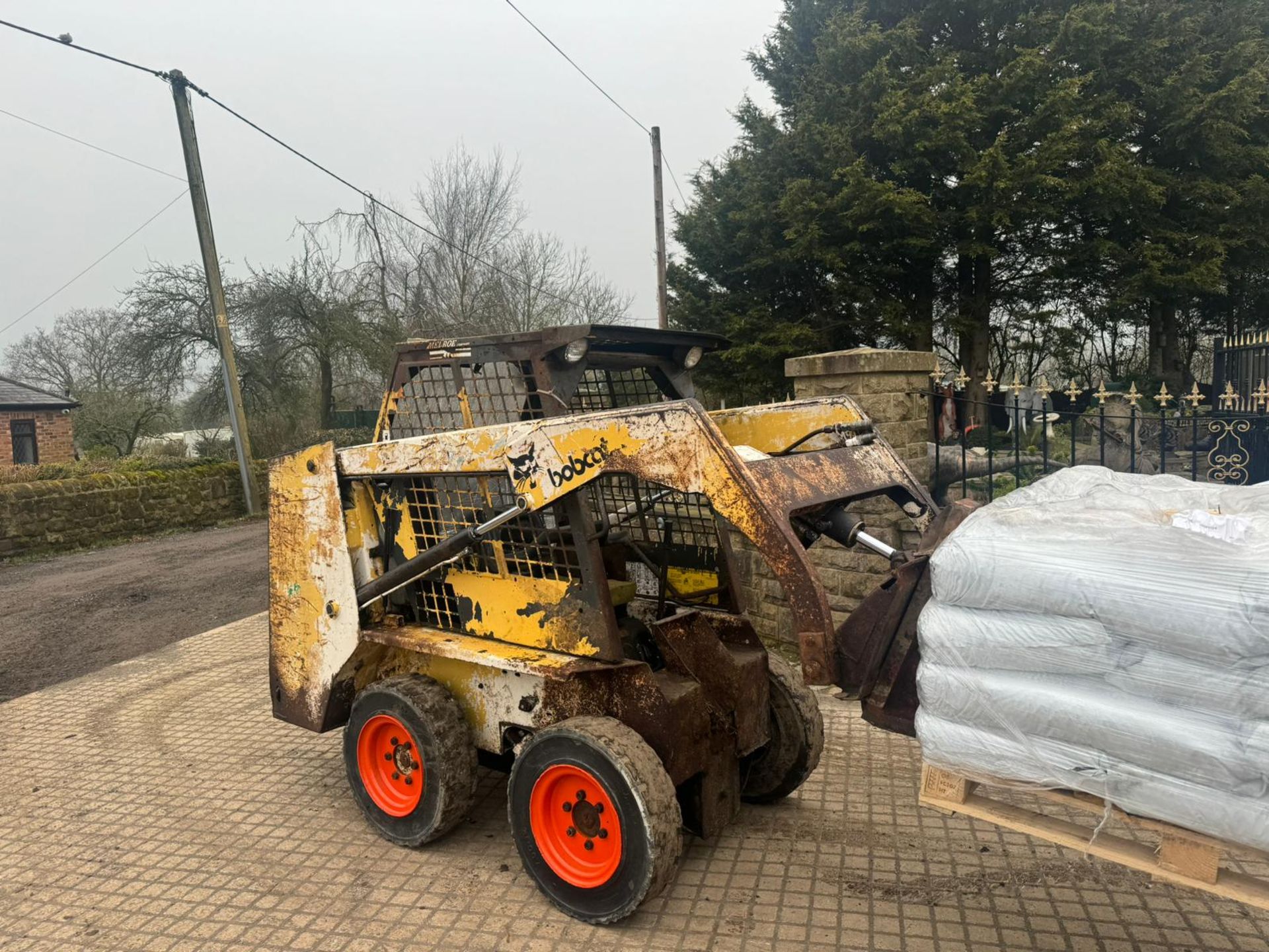 BOBCAT 641 SKIDSTEER LOADER WITH FORK ATTACHMENTS *PLUS VAT* - Bild 12 aus 15