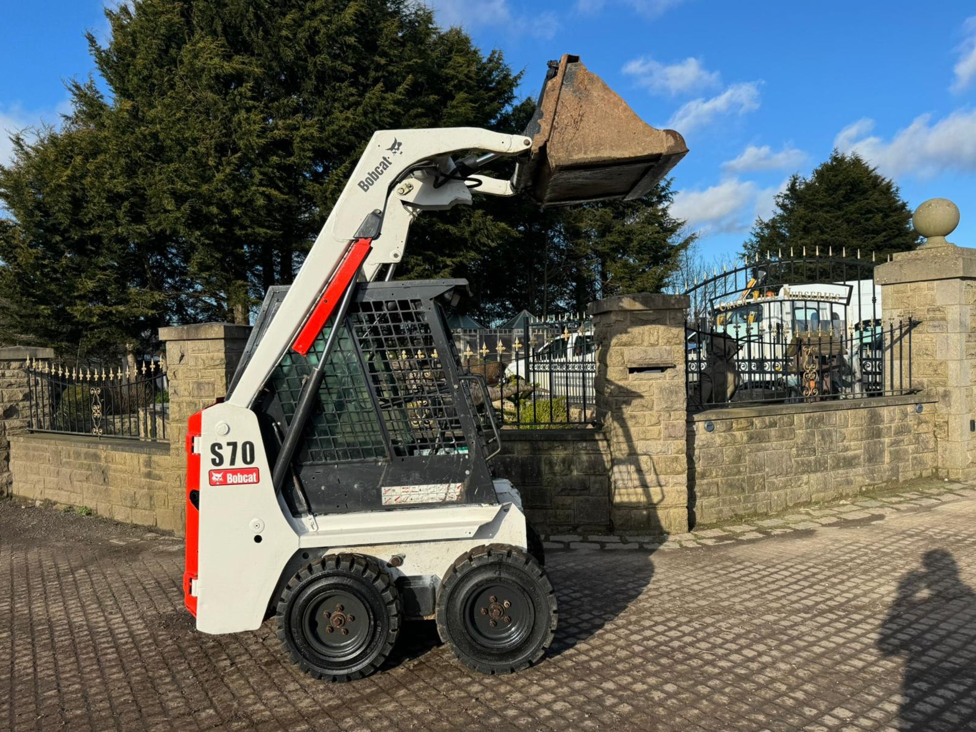 2015 BOBCAT S70 COMPACT WHEELED SKIDSTEER LOADER *PLUS VAT* - Image 11 of 18