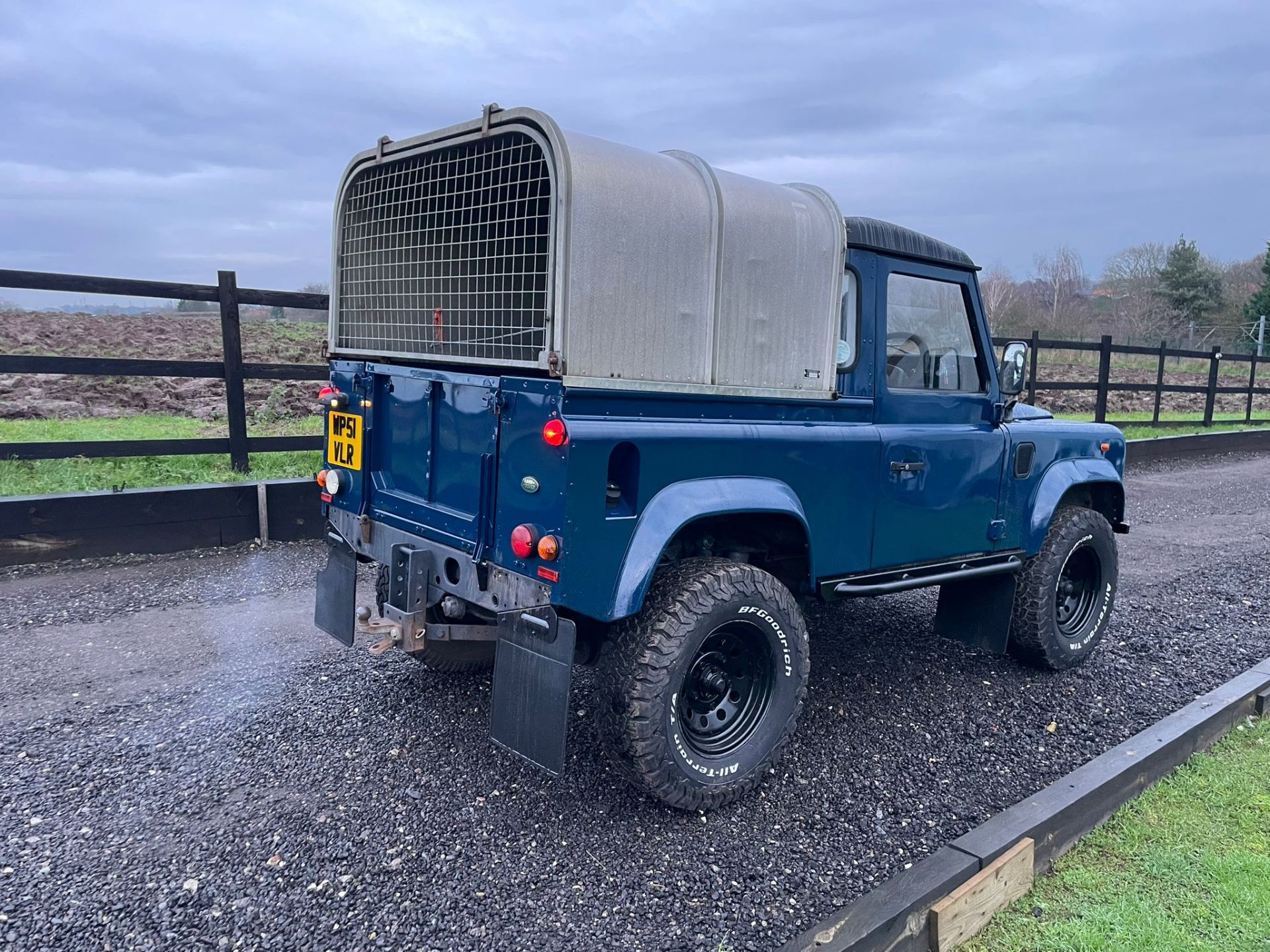 2002 LAND ROVER DEFENDER 90 TD5 BLUE CAR *PLUS VAT* - Image 9 of 15