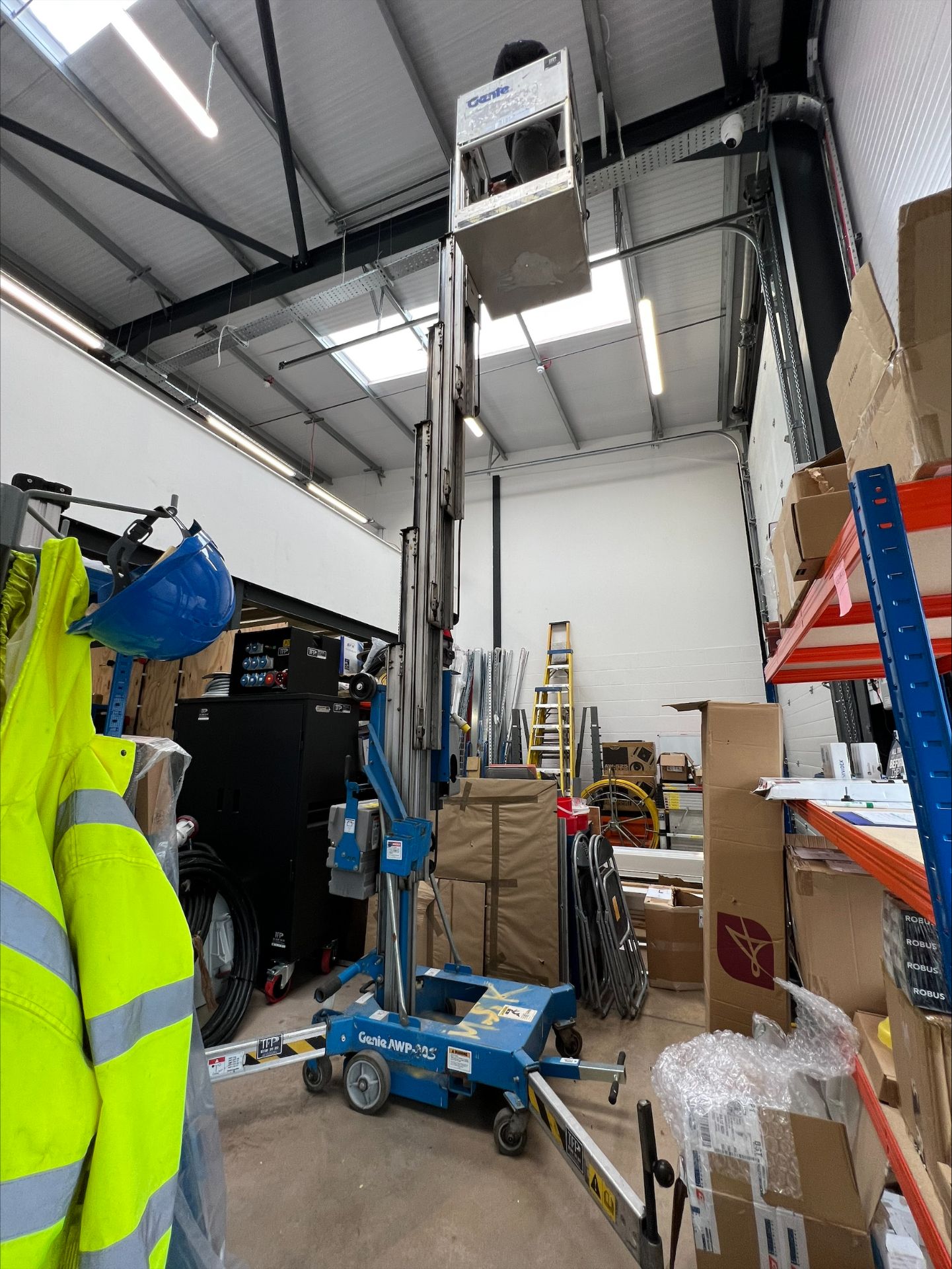 13 METRE LIFT - GENIE AERIAL WORK PLATFORM *PLUS VAT*