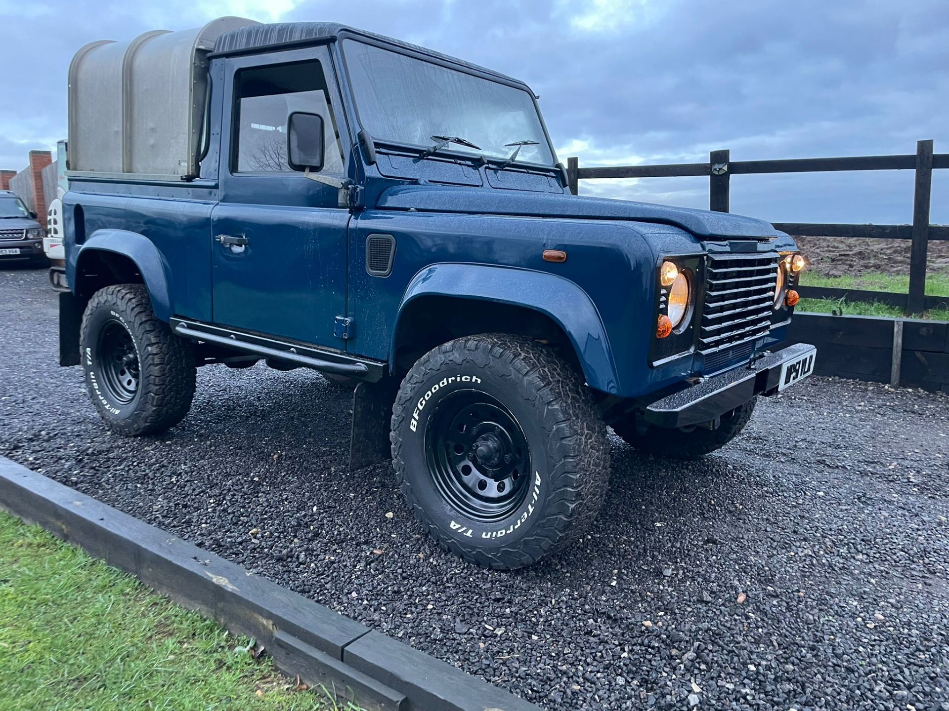 2002 LAND ROVER DEFENDER 90 TD5 BLUE CAR *PLUS VAT*