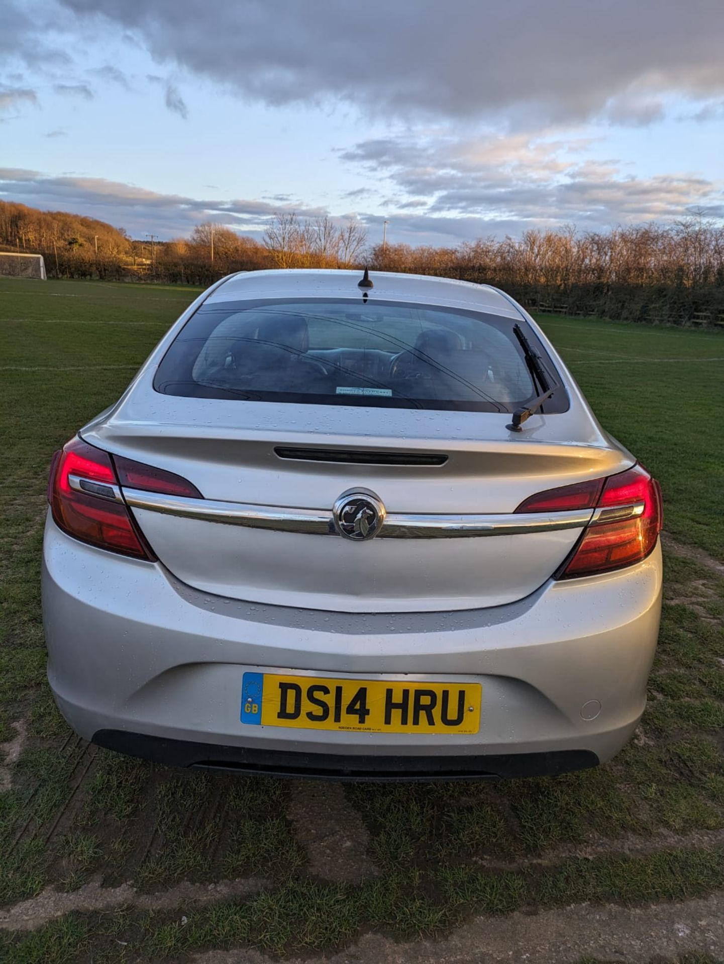 2014 VAUXHALL INSIGNIA TECHLINE CDTI ECO S/S SILVER HATCHBACK *NO VAT* - Image 7 of 22