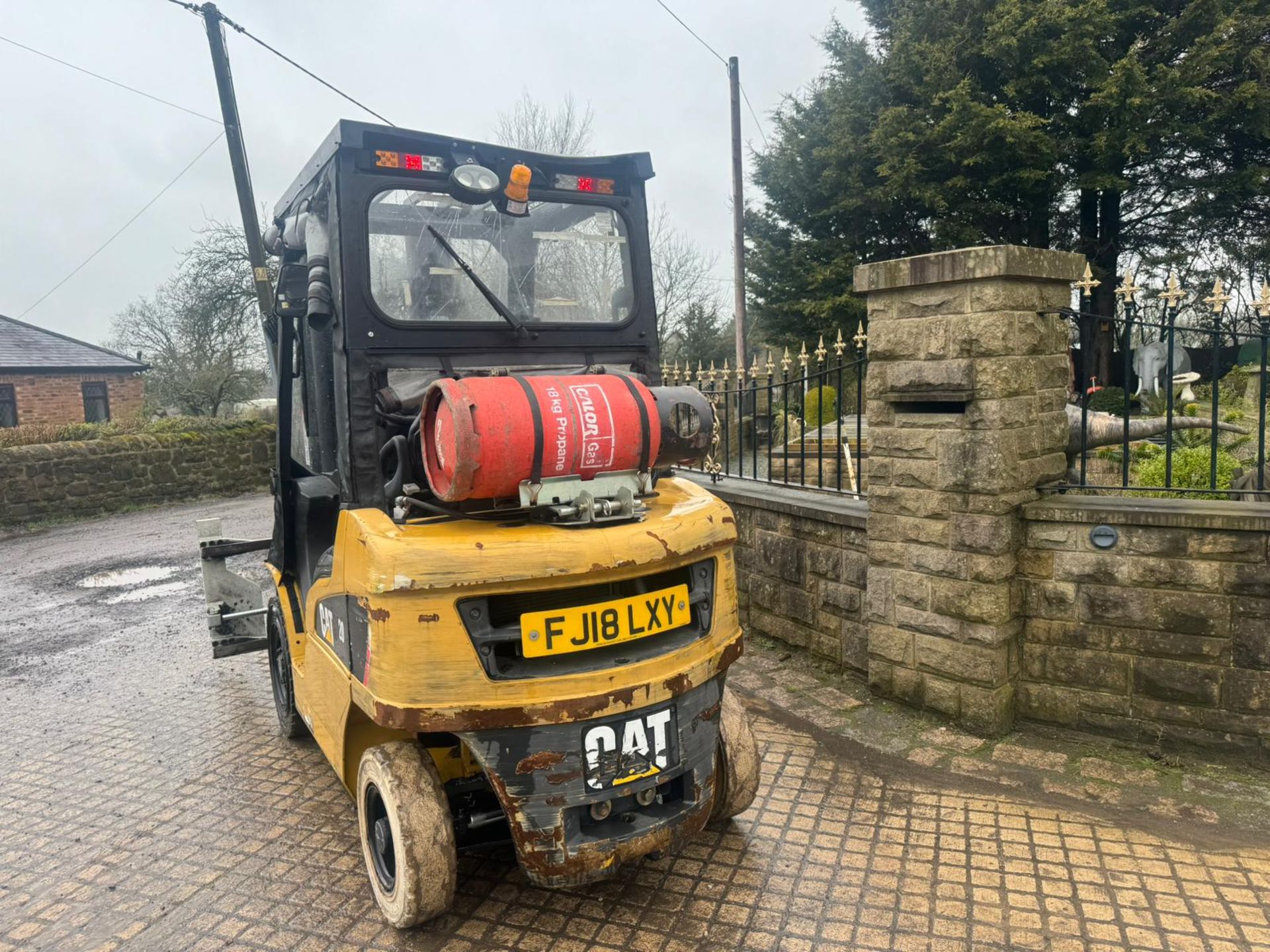 2018 CAT GP20NT 2 TON FORKLIFT *PLUS VAT* - Image 6 of 17