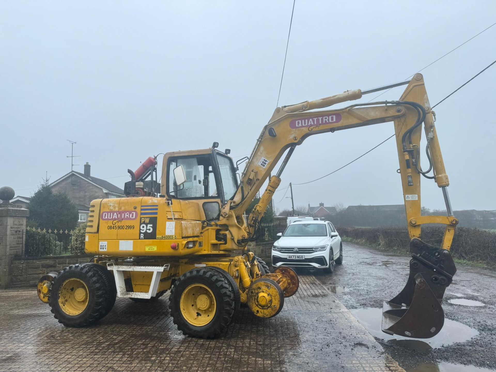 KOMATSU PC95R WHEELED EXCAVATOR WITH RAILWAY GEAR *PLUS VAT*