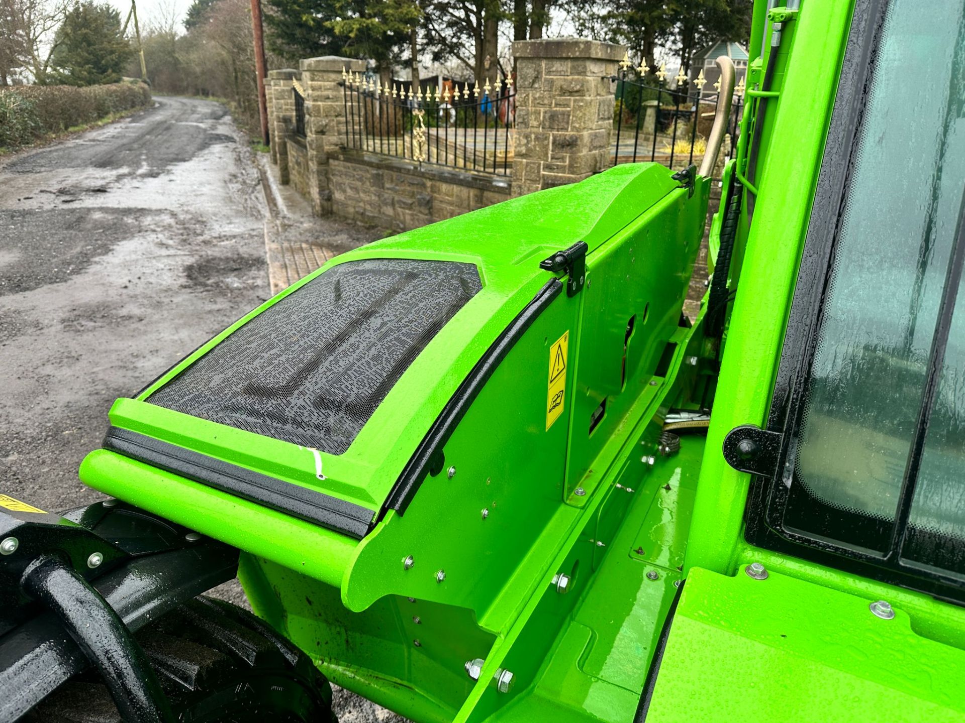 2022 MERLO P27.6 PLUS 4WD 2.7 TON COMPACT TELESCOPIC TELEHANDLER *PLUS VAT* - Image 12 of 25