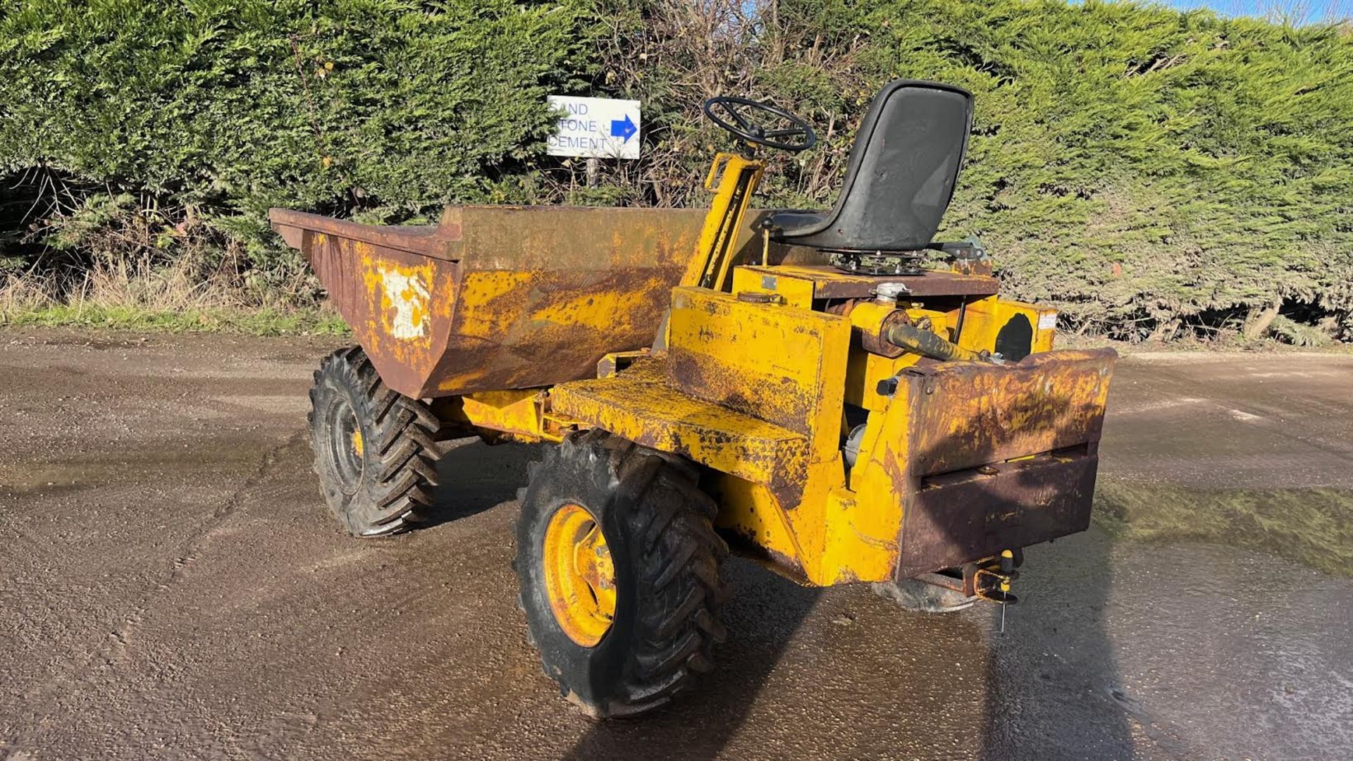 Thwaites 2 Ton Electric Start Dumper *NO VAT* - Image 2 of 5