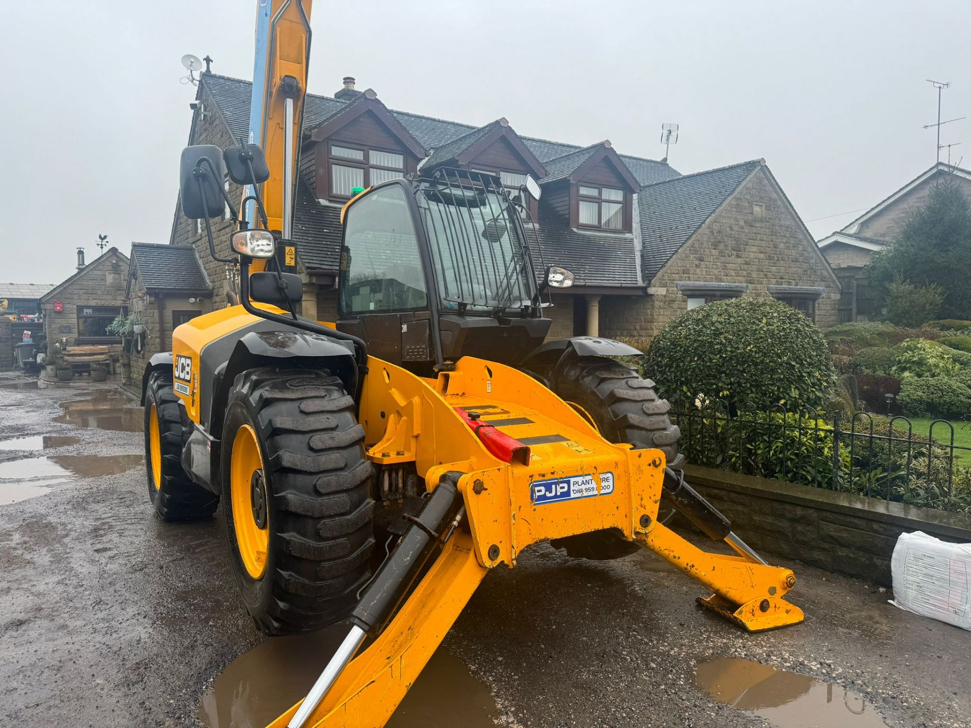 68 REG. JCB 540-140 4 TON TELESCOPIC TELEHANDLER *PLUS VAT* - Image 9 of 29