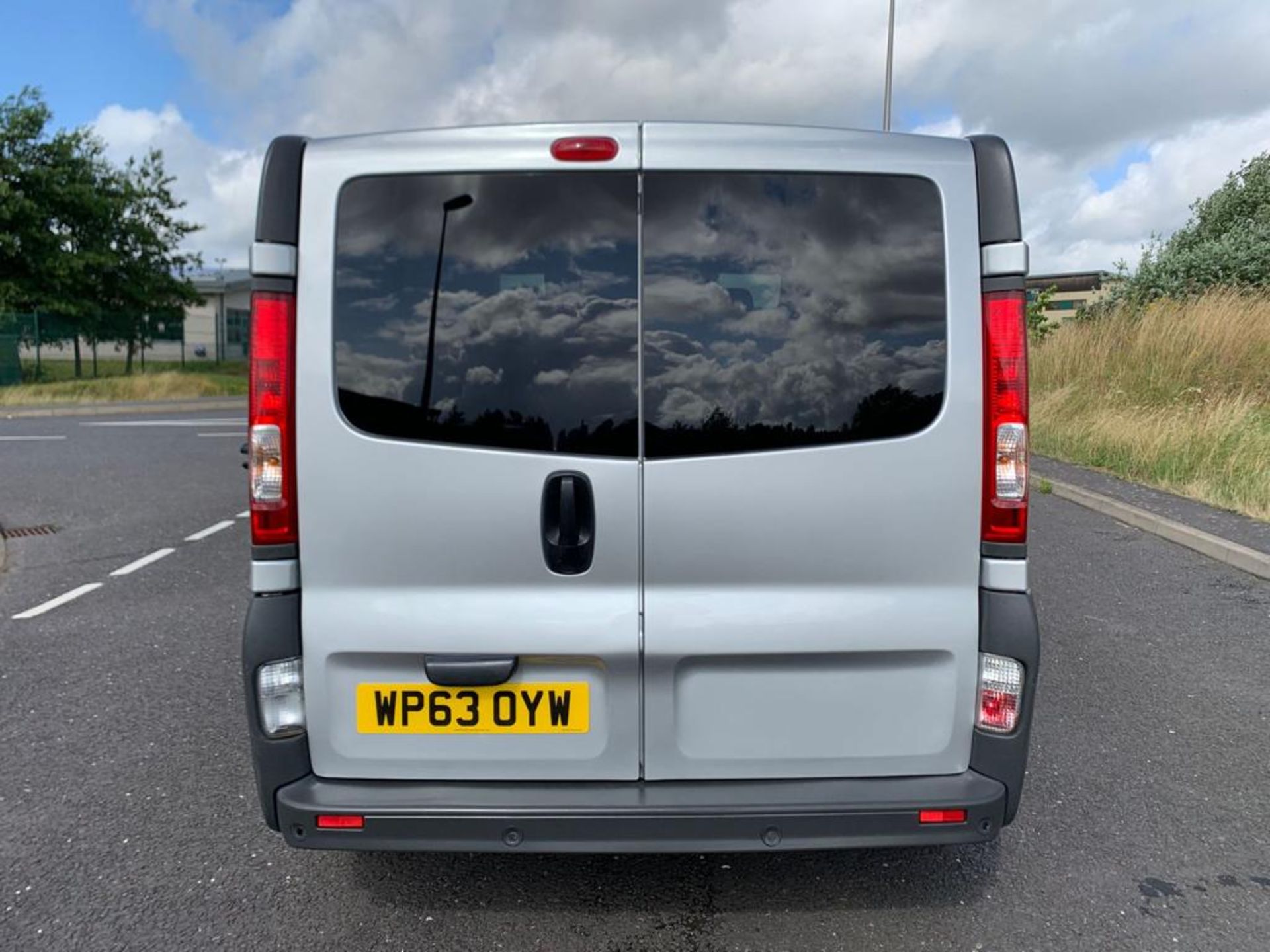 2013/63 REG VAUXHALL VIVARO 2700 CDTI ECOFLEX 89 SWB CAMPERVAN / MOTORHOME, SHOWING 1 FORMER KEEPER - Image 10 of 34