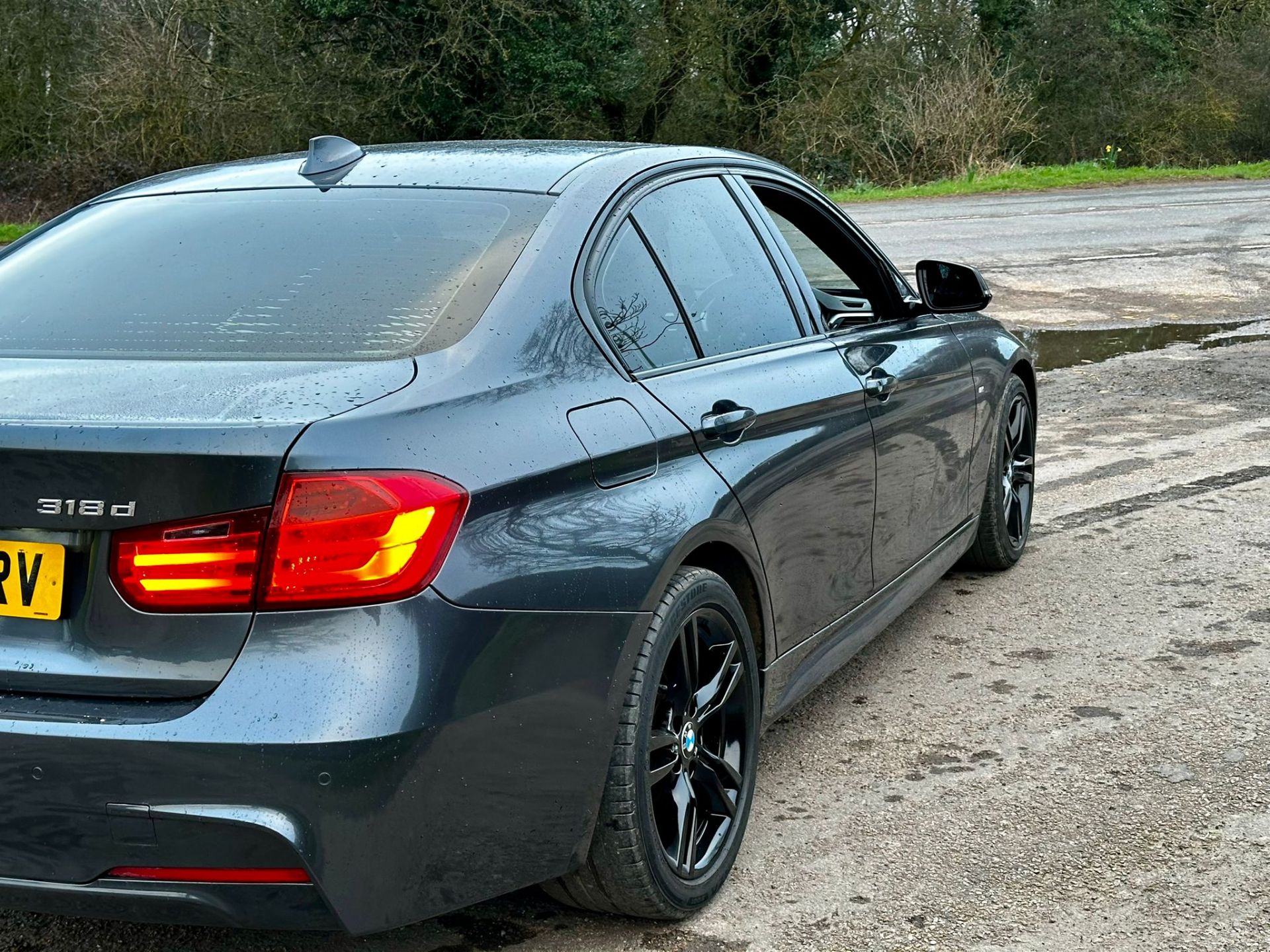 2013 BMW 318D M SPORT GREY SALON *NO VAT* - Image 8 of 22