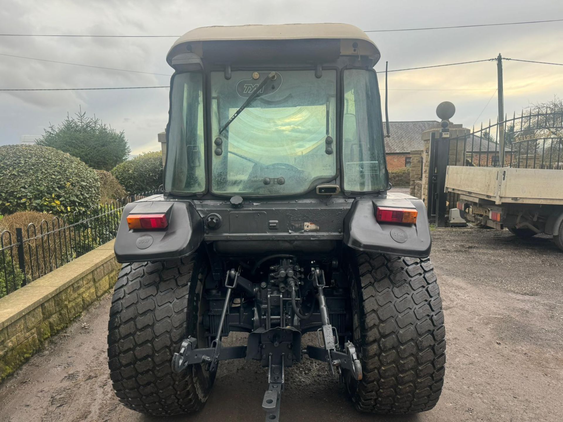 TYM T431 43HP 4WD MID SIZE TRACTOR *PLUS VAT* - Image 11 of 20