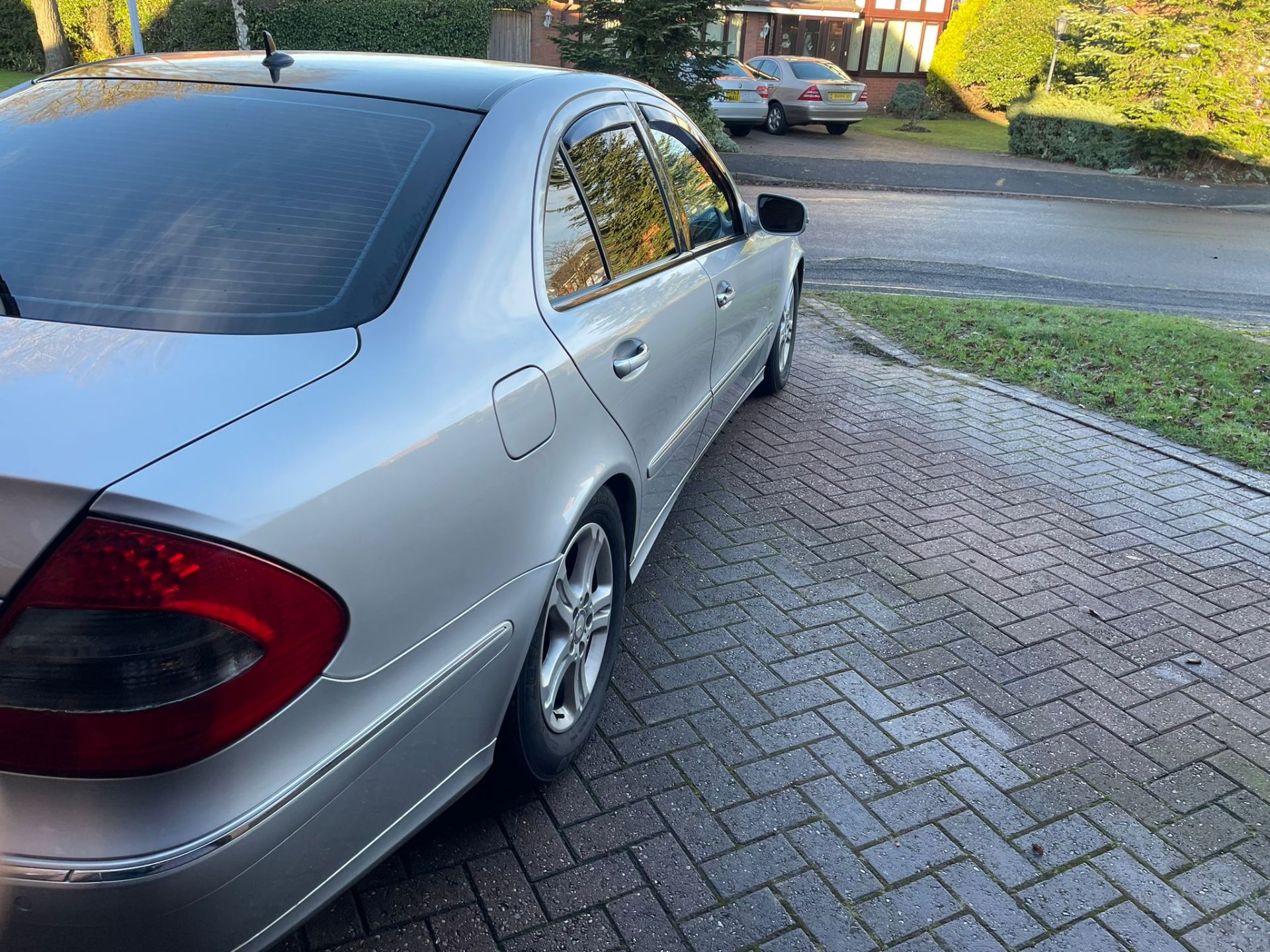 2008/58 Mercedes Benz E220CDI Avantgarde - Bild 3 aus 19