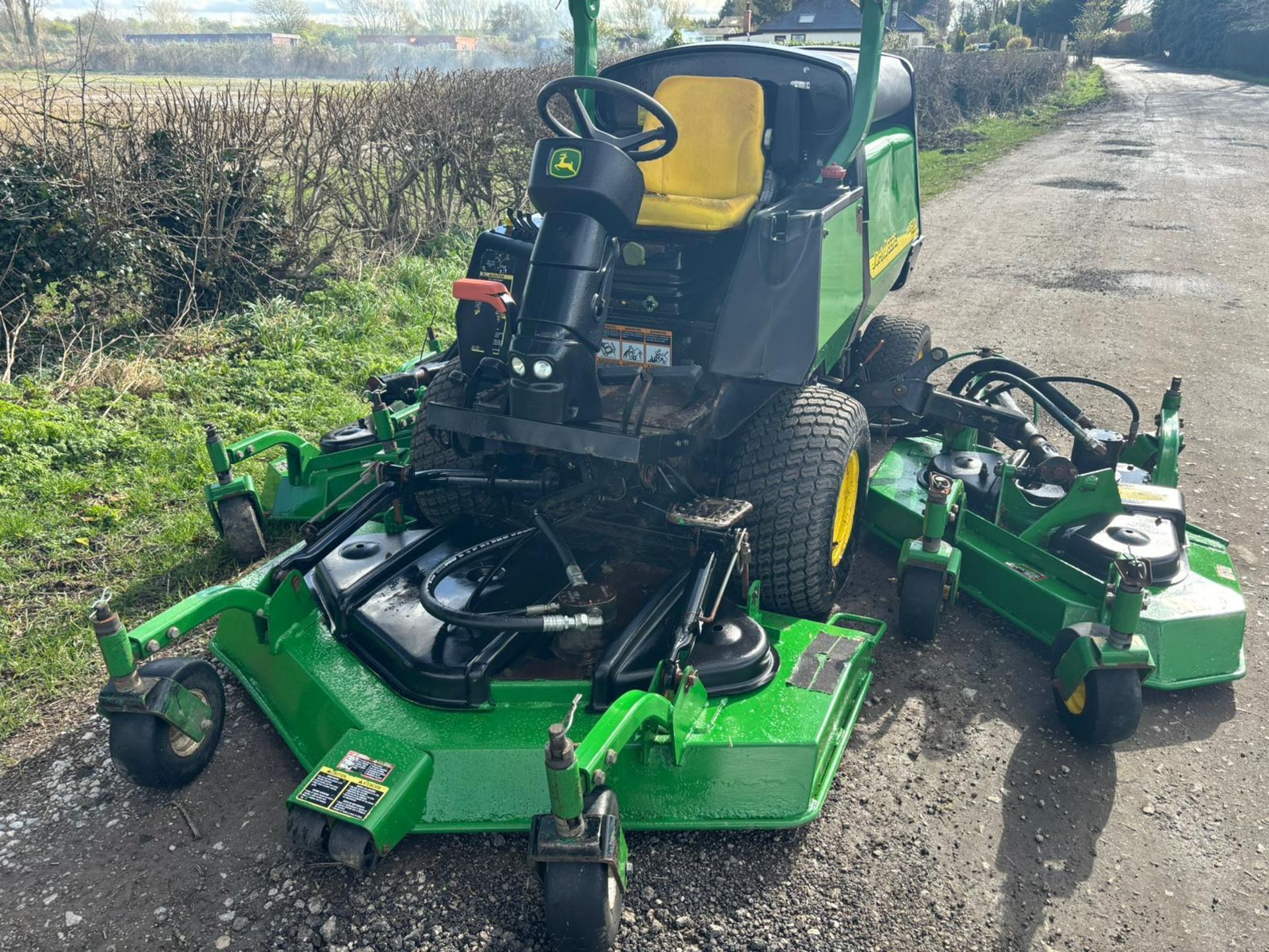 JOHN DEERE WAM1600T 3 GANG ROTARY BATWING MOWER *PLUS VAT* - Image 7 of 18