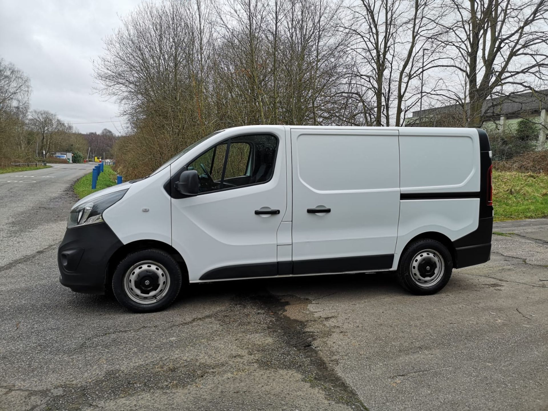 2019 VAUXHALL VIVARO 2900 BITURBO CDTI S/S WHITE PANEL VAN *NO VAT* - Image 2 of 12