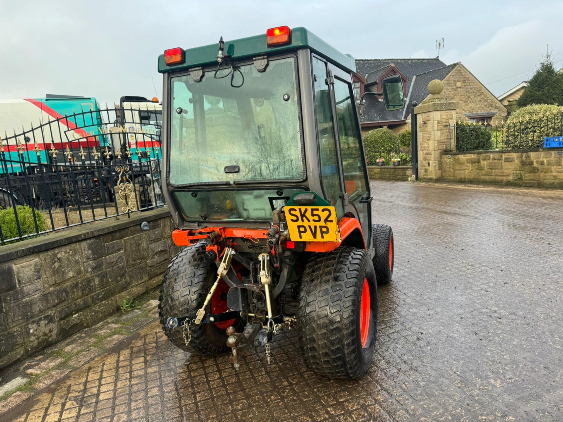 KUBOTA B2400 COMPACT TRACTOR *PLUS VAT* - Image 10 of 12