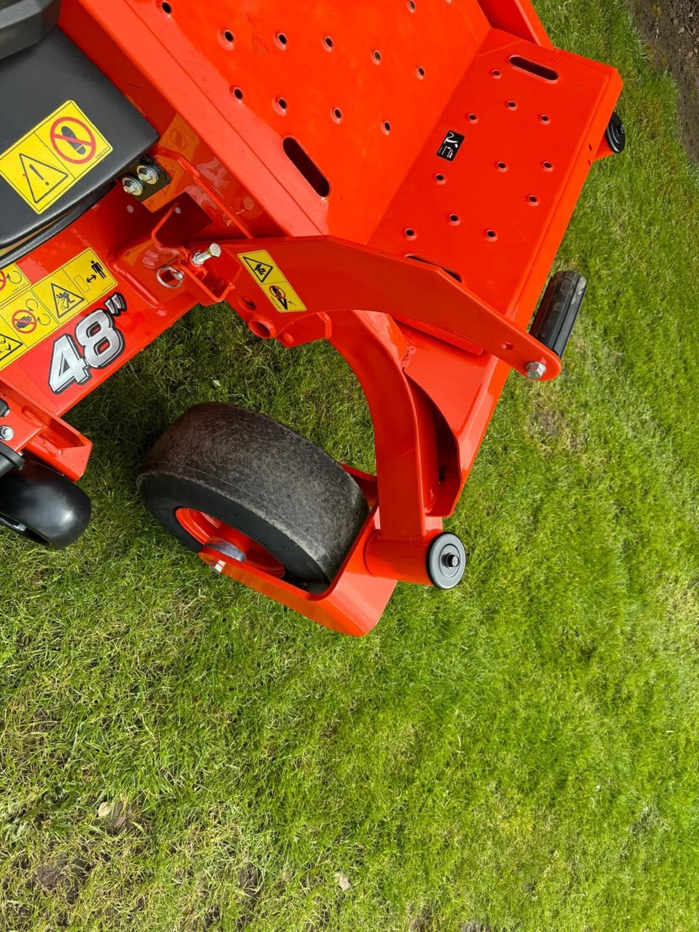 Brand New Kubota Z2-481 Zero Turn Mower *PLUS VAT* - Image 5 of 11