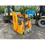 HYDRAULIC DRIVEN POST PULLER *PLUS VAT*