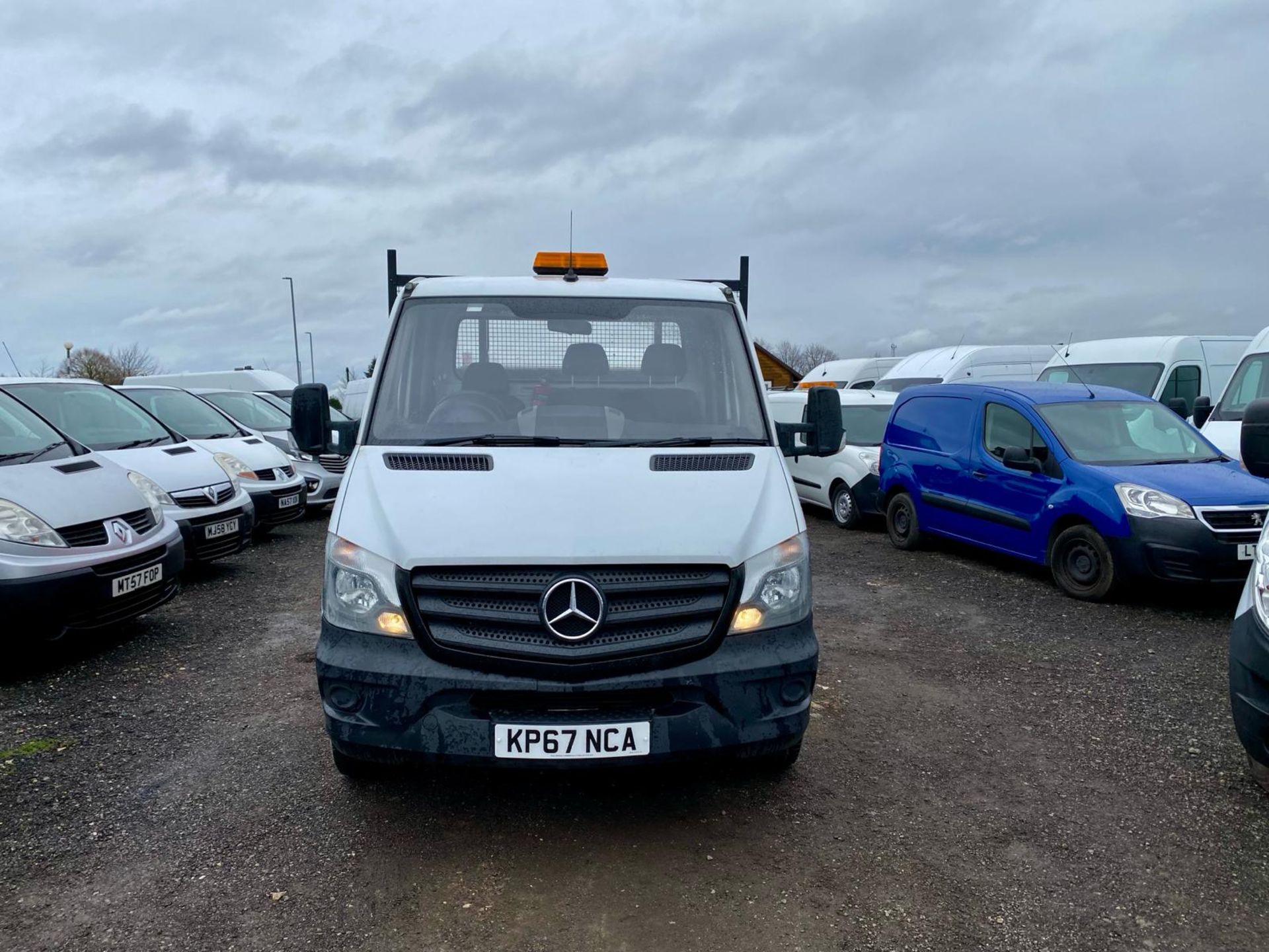 2017 MERCEDES-BENZ SPRINTER 314CDI WHITE CHASSIS CAB - DROPSIDE LORRY WITH TAIL LIFT *NO VAT* - Image 2 of 20