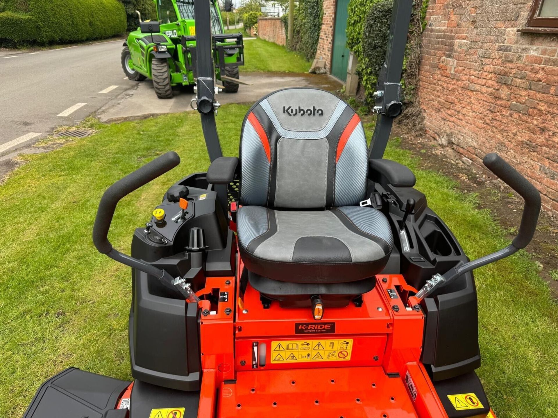 Brand New Kubota Z2-481 Zero Turn Mower *PLUS VAT* - Image 8 of 11