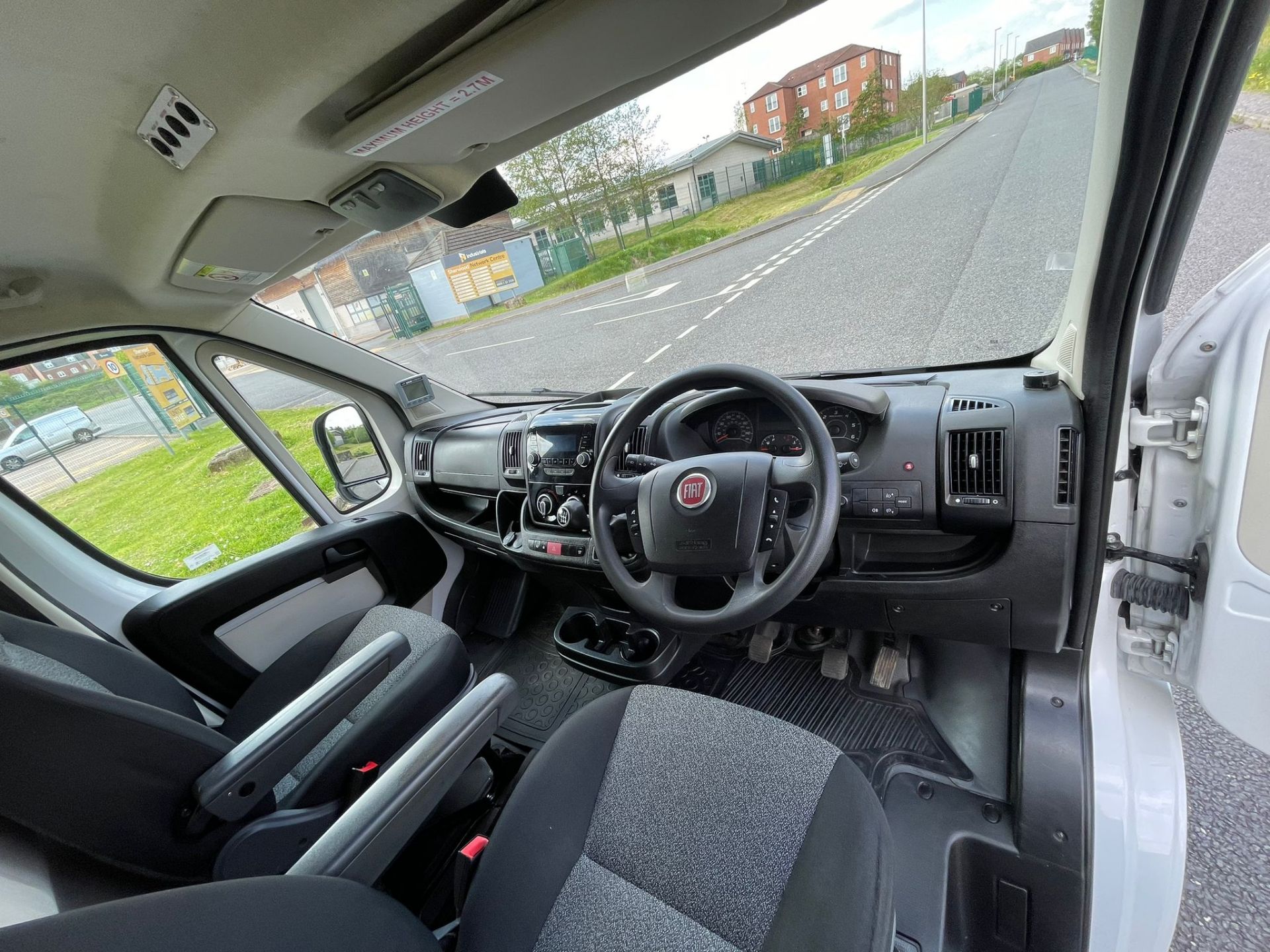 2019/19 REG FIAT DUCATO 35 MULTIJET II 2.0 DIESEL WORKSHOP VAN, EASY LIFT CRANE, EBERSPACHER HEATER - Image 23 of 30