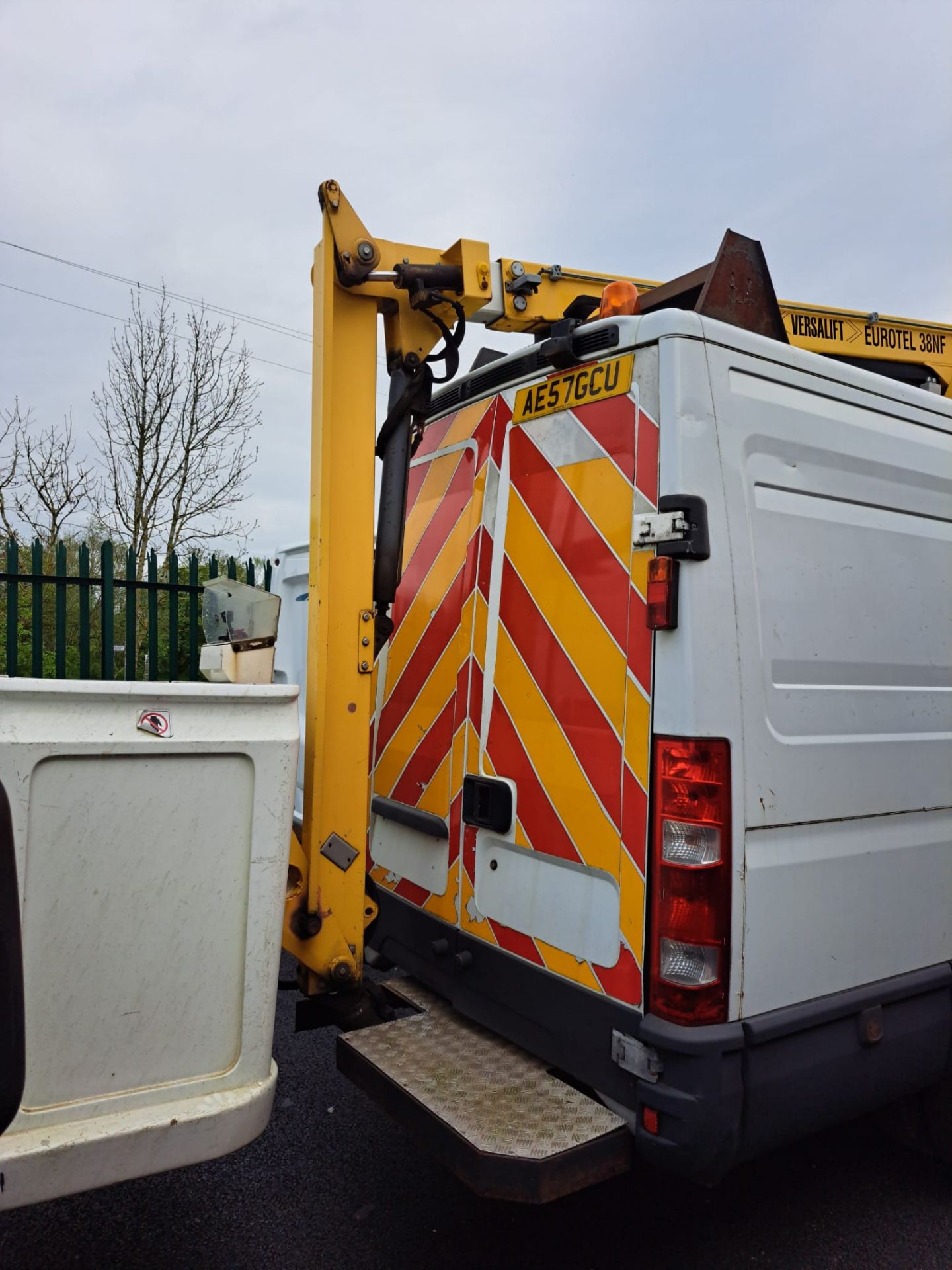 2007 IVECO DAILY 50C15 WHITE HVC/ PANEL VAN W/ CHERRY PICKER *NO VAT* - Bild 4 aus 10