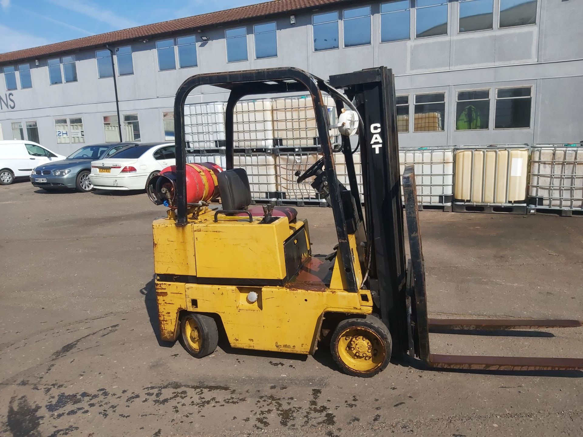 CATERPILLAR T35D GAS POWERED FORKLIFT *NO VAT*