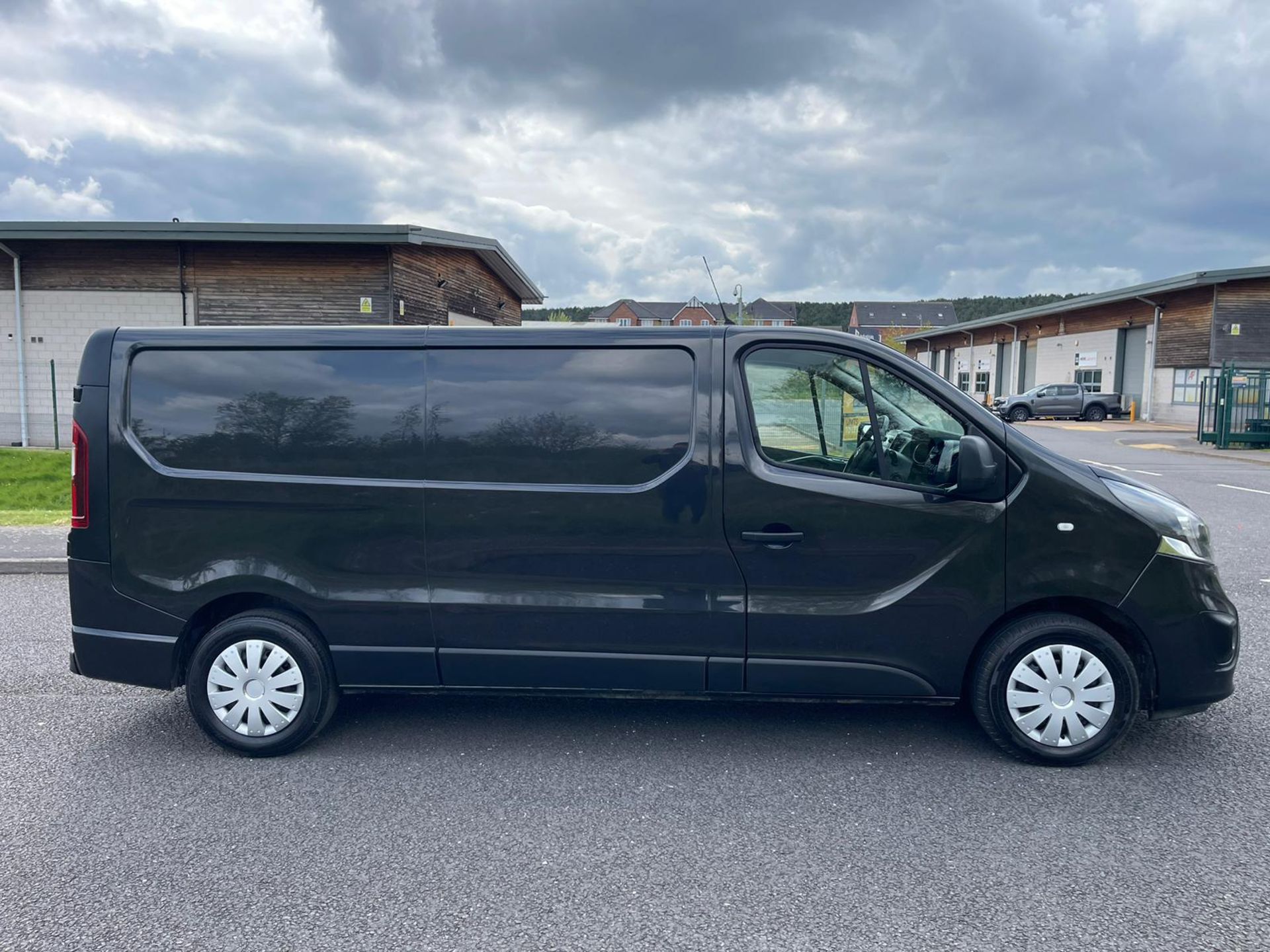 2019/19 REG VAUXHALL VIVARO 2900 SPORT CDTI BT SS 1.6 DIESEL PANEL VAN, SHOWING 1 FORMER KEEPER - Bild 8 aus 23