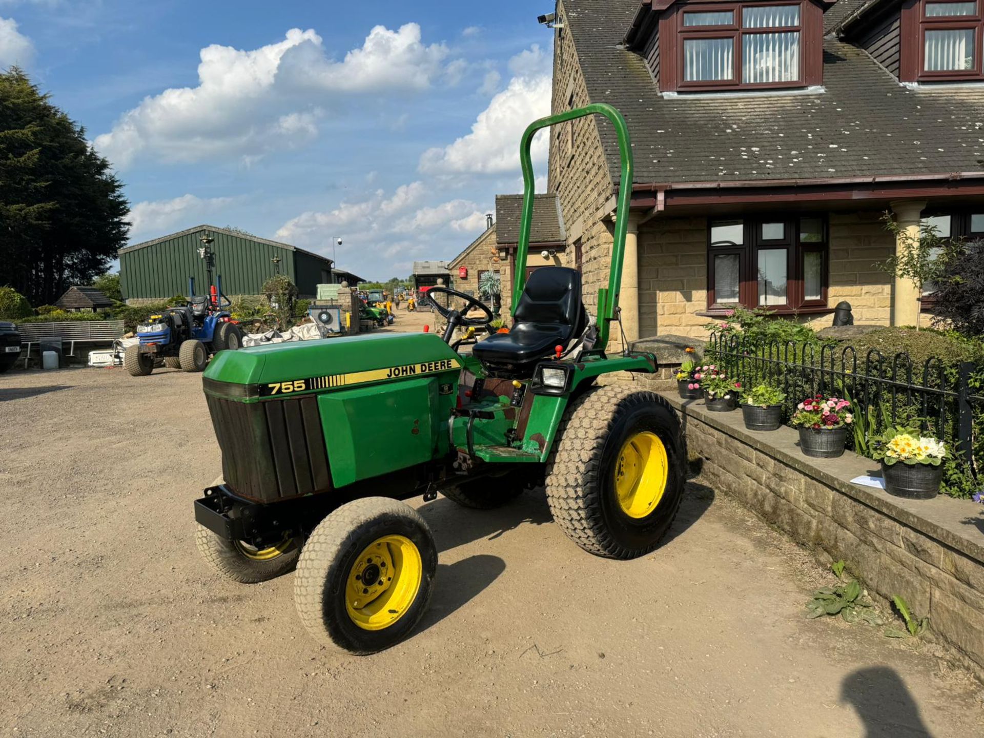 JOHN DEERE 755 20HP 4WD COMPACT TRACTOR *PLUS VAT* - Image 5 of 13