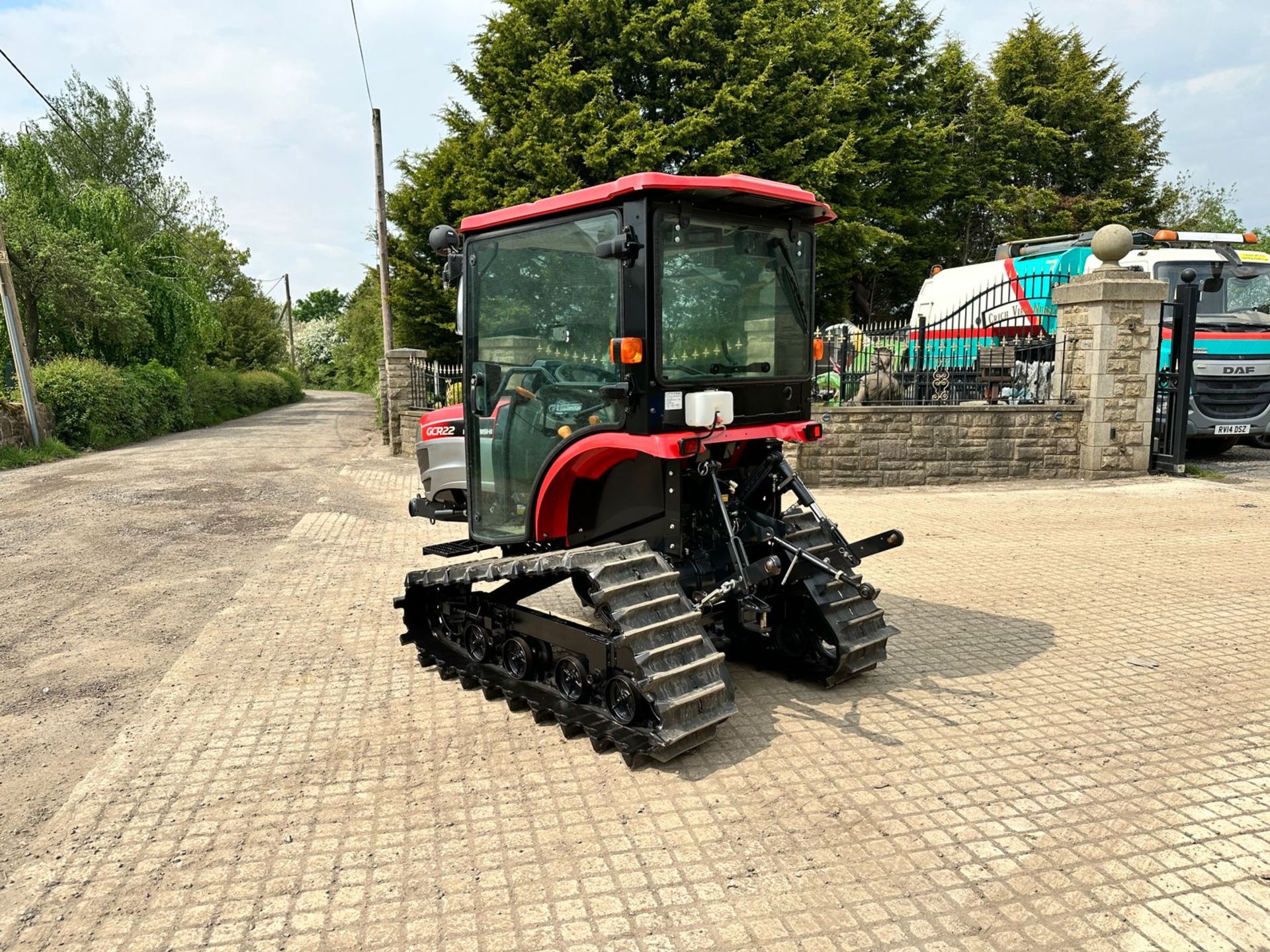 65 HOURS! MITSUBISHI GCR22 22HP COMPACT TRACKED CRAWLER TRACTOR *PLUS VAT* - Image 4 of 21