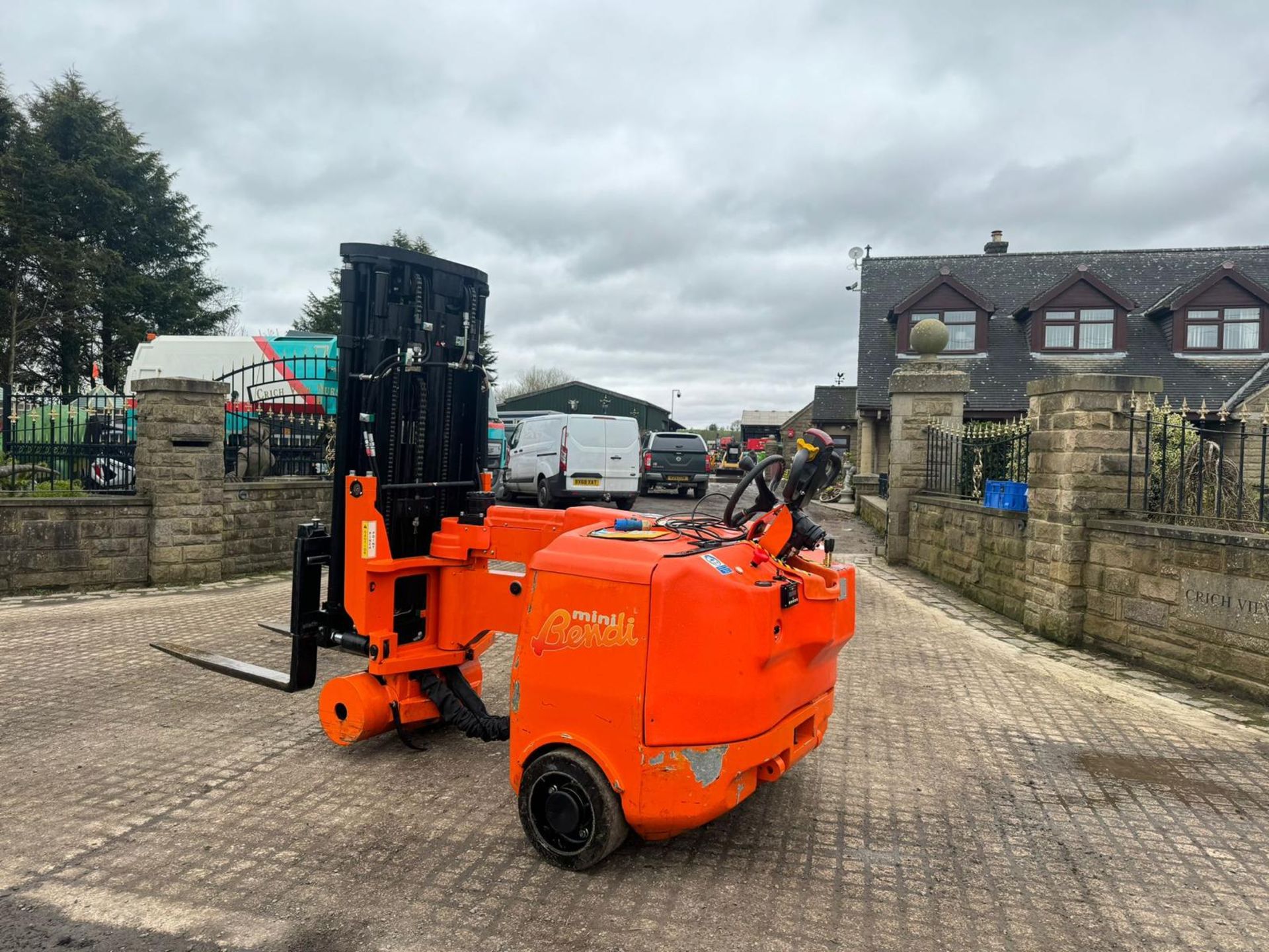 2018 BENDI AISLE MASTER MINI FORKLIFT TRUCK *PLUS VAT* - Image 12 of 21