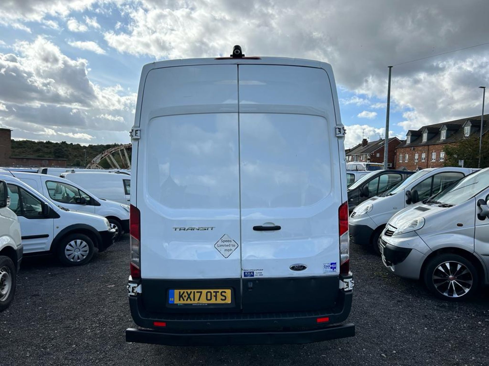 2017 FORD TRANSIT 350 WHITE PANEL VAN *NO VAT* - Image 9 of 15