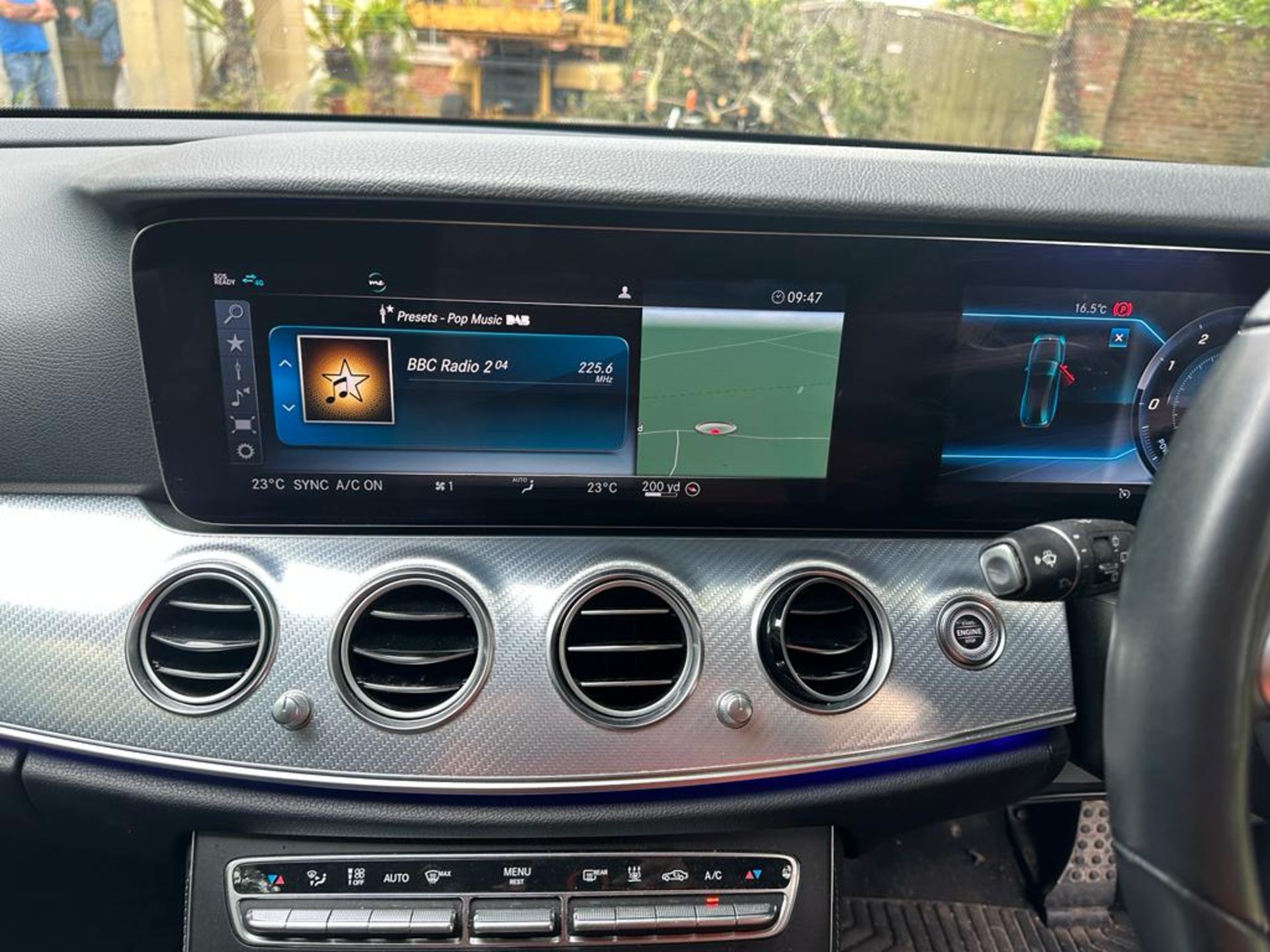 2019 MERCEDES-BENZ E 300 SE DE AUTO GREY ESTATE - DIESEL HYBRID *NO VAT* - Image 15 of 17