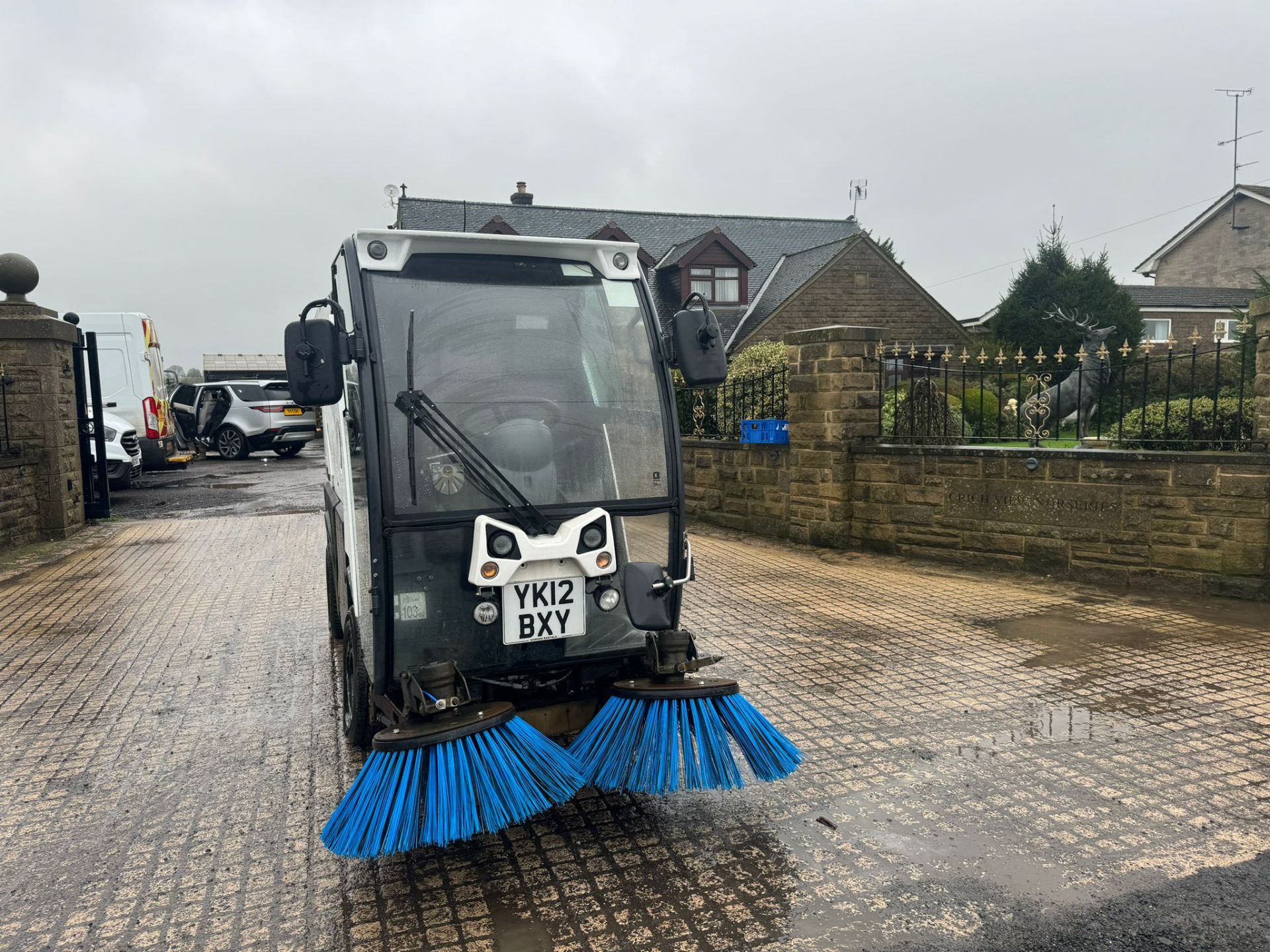 2012 JOHNSTON CN101 COMPACT ROAD SWEEPER *PLUS VAT* - Image 4 of 15