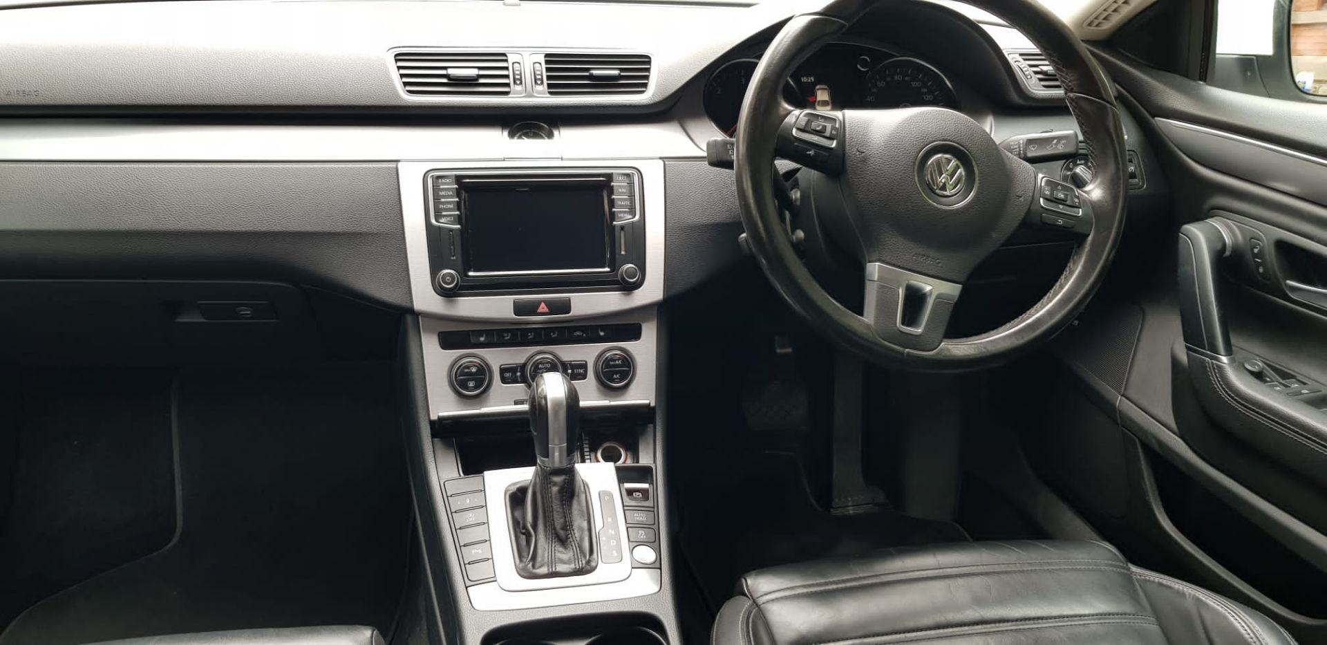 2016 VOLKSWAGEN CC GT BLUEMOTION TECHN TDI S-A WHITE COUPE *NO VAT* - Image 9 of 12