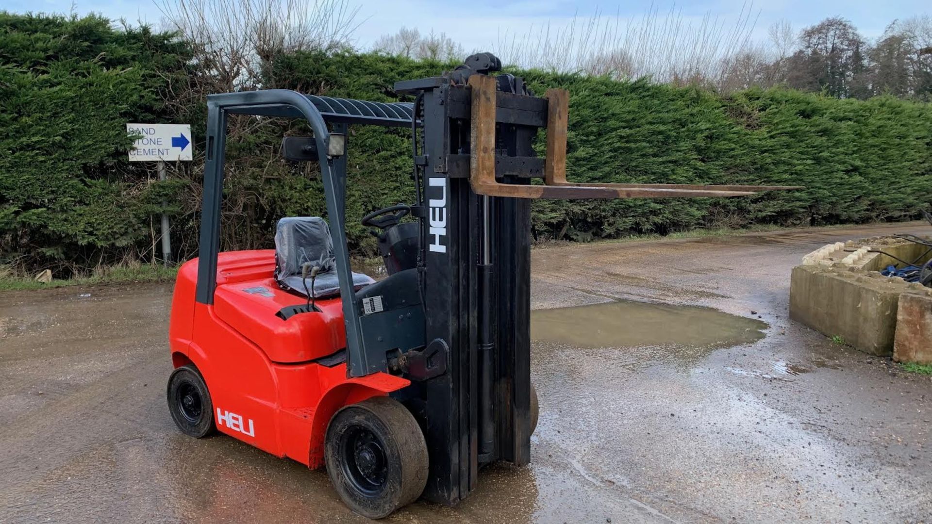 Heli FD25 2.5 ton Diesel Forklift *PLUS VAT* - Image 2 of 4