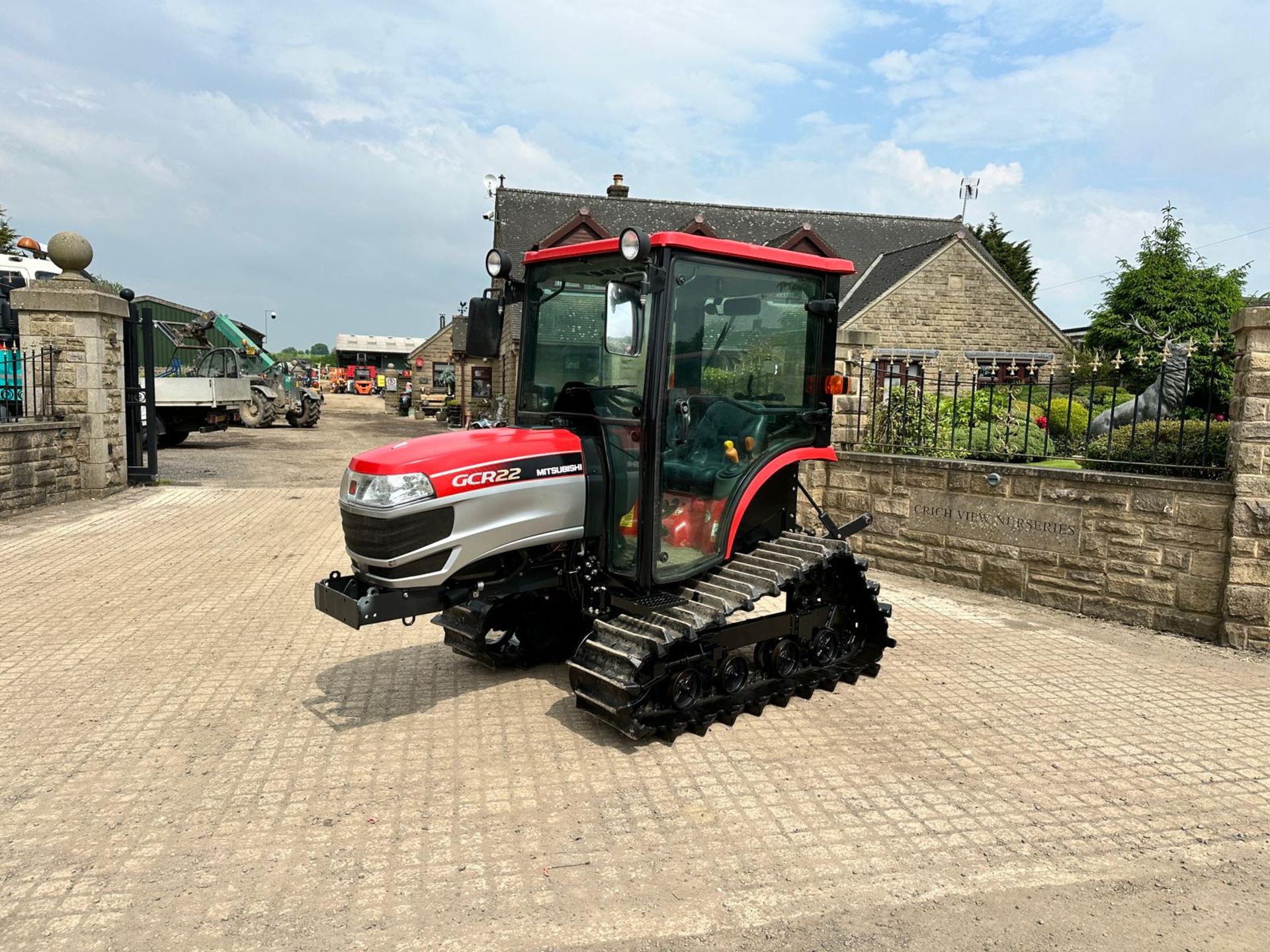 65 HOURS! MITSUBISHI GCR22 22HP COMPACT TRACKED CRAWLER TRACTOR *PLUS VAT* - Image 2 of 21