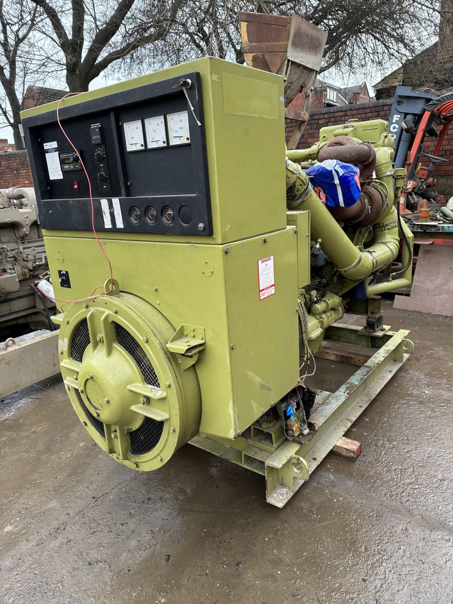 318 KVA open set generator *PLUS VAT* - Bild 2 aus 3