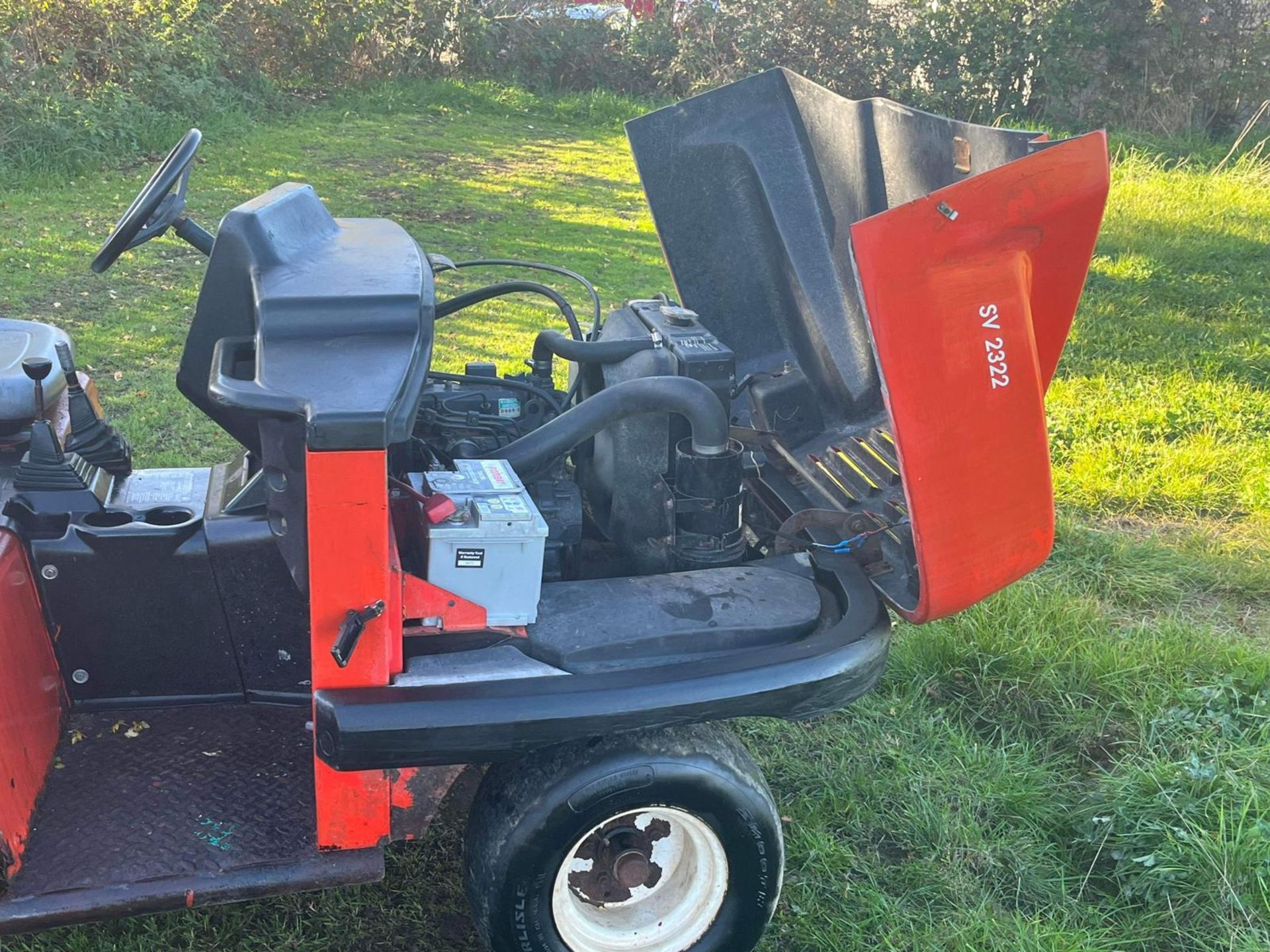 JACOBSEN SV2322 UTILITY VEHICLE - RUNS DRIVES AND TIPS *PLUS VAT* - Image 14 of 14