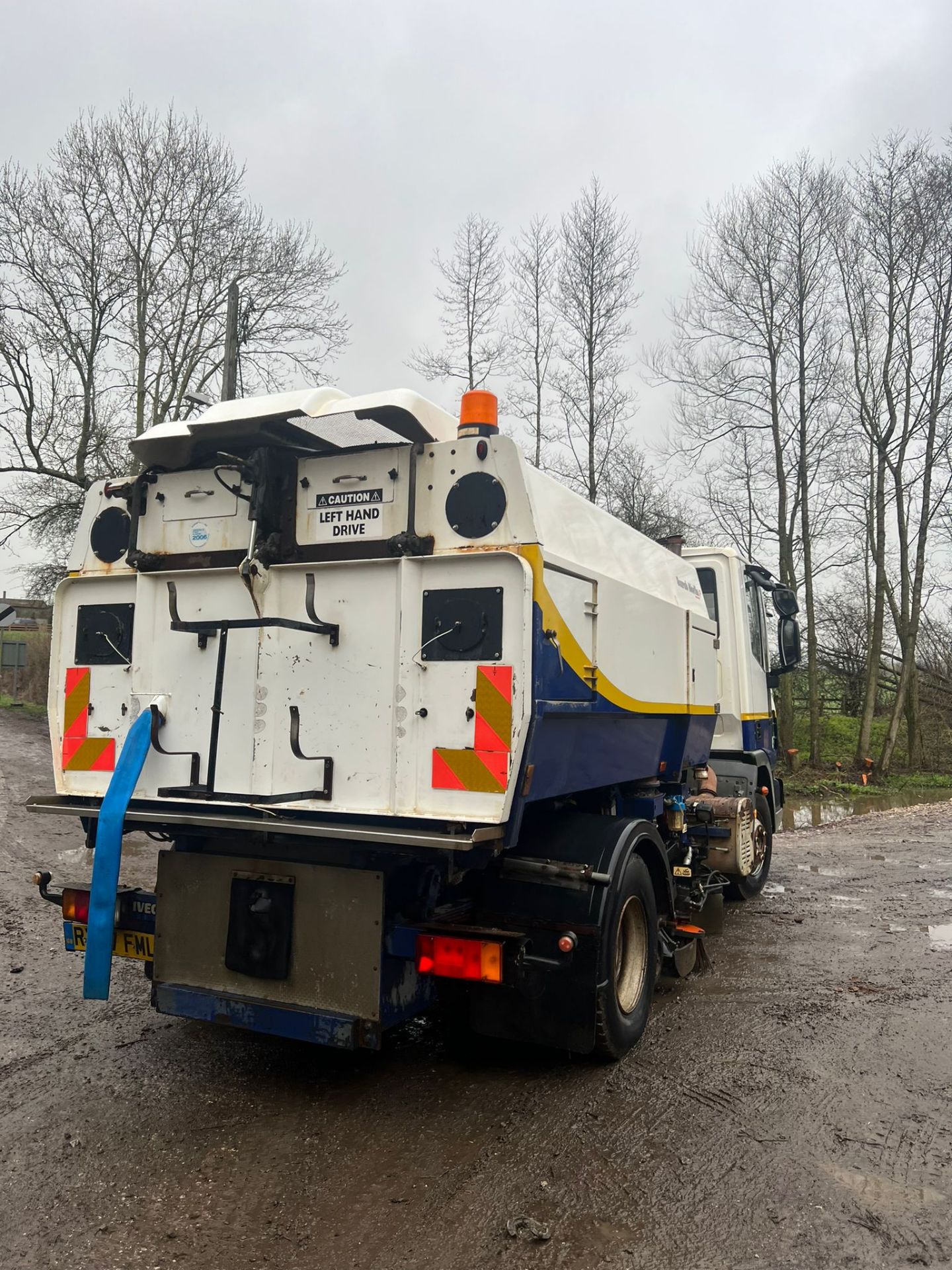 IVECO SCARAB MERLIN ROAD SWEEPER LORRY *PLUS VAT* - Image 10 of 20