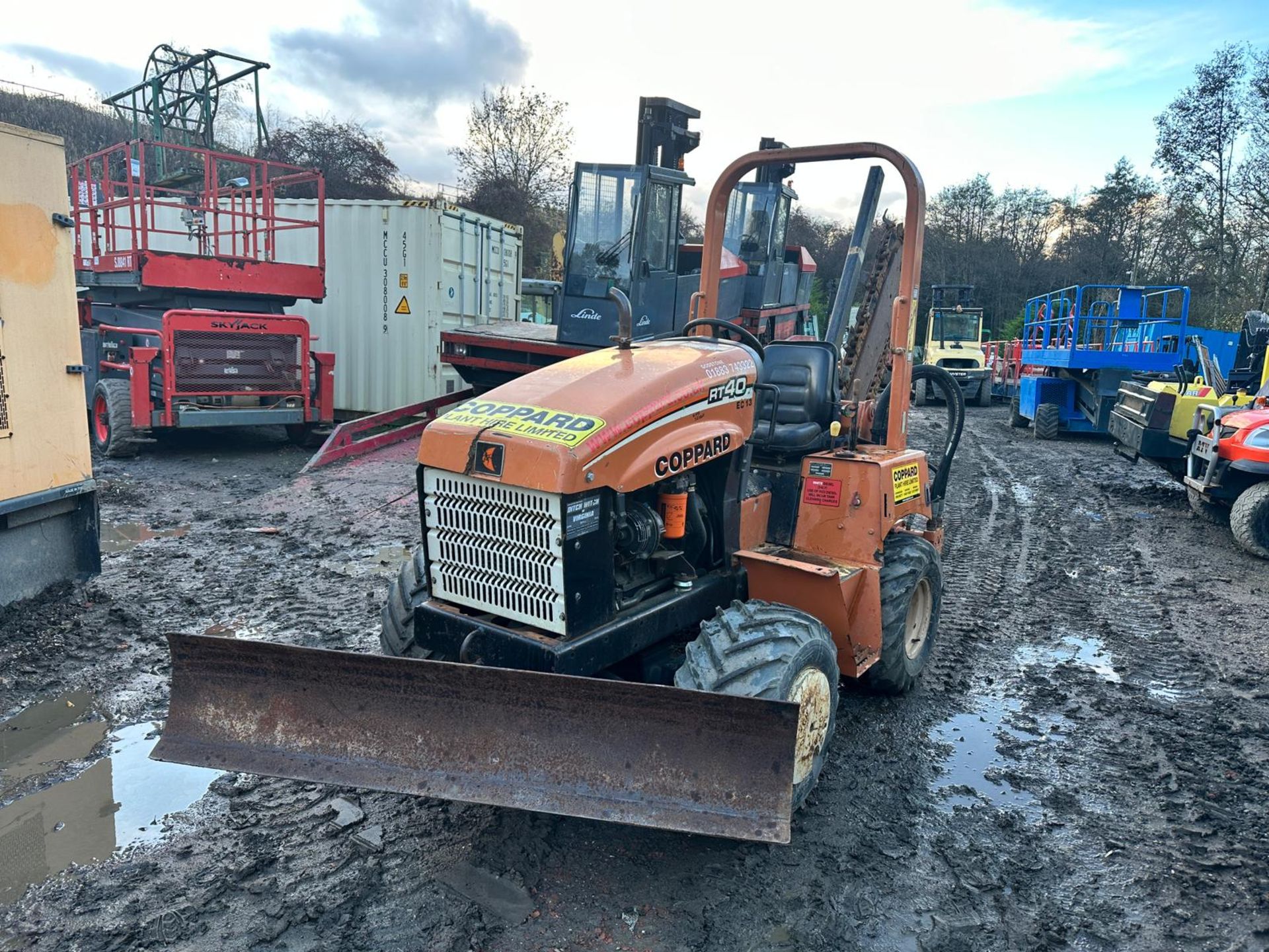 DITCHWITCH RT40 4WD DIESEL TRENCHER *PLUS VAT* - Image 3 of 18