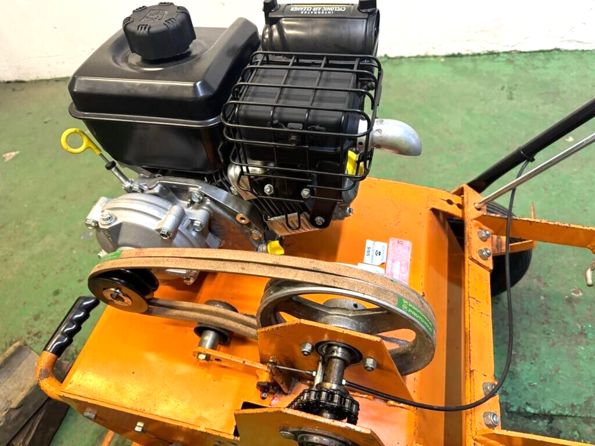 SISIS SUPATURFMAN 4 ROW PEDESTRIAN SPIKER, BRAND NEW ENGINE, FULLY SERVICED *PLUS VAT* - Bild 9 aus 13