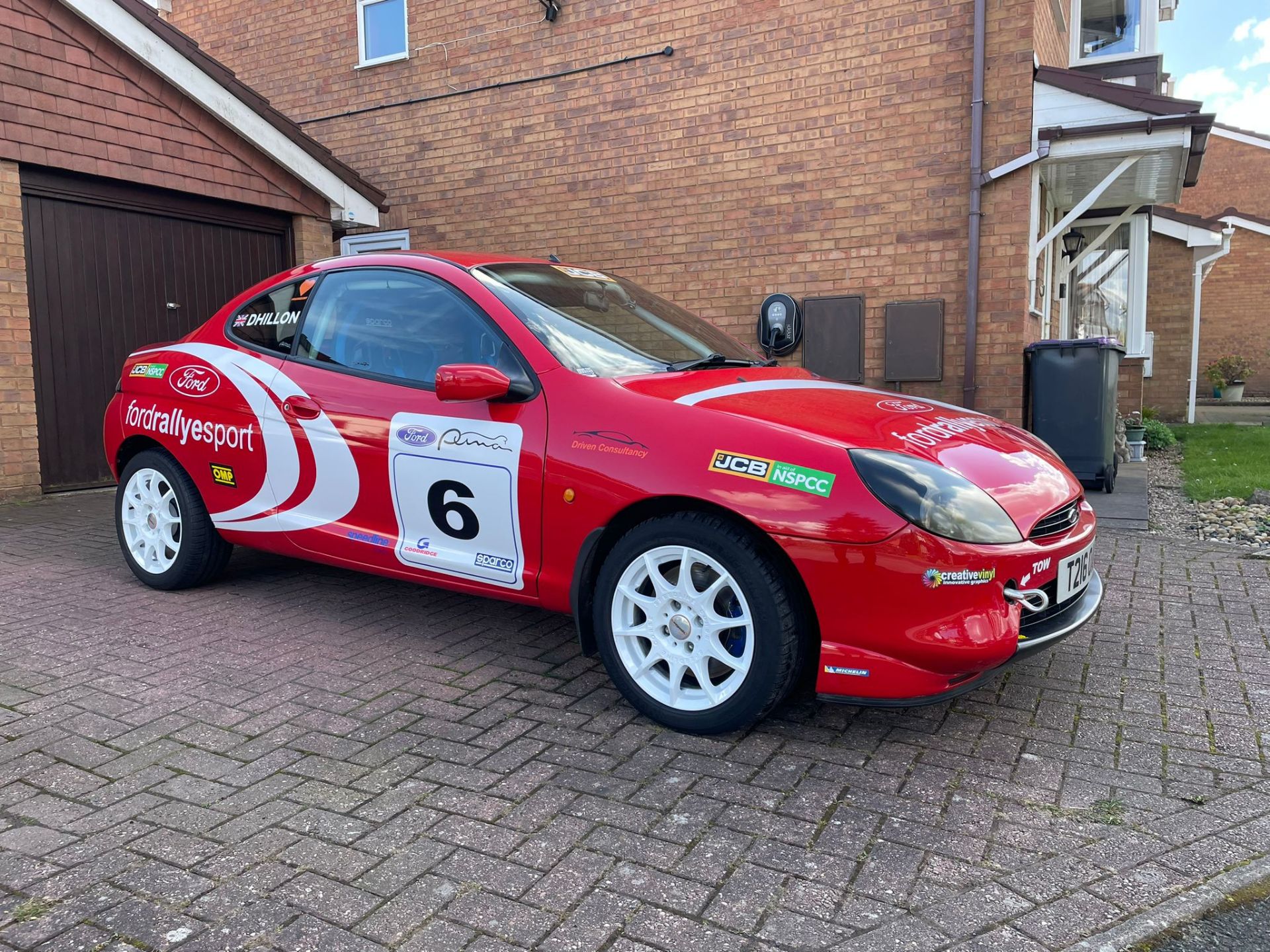 1999 FORD PUMA 1.7 16V RED COUPE, RALLY LIVERY, MOTORSPORTS WEIGHT REDUCTION *NO VAT* - Image 14 of 27