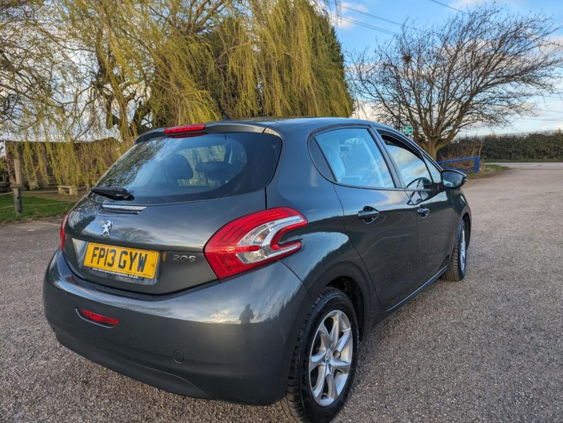 2013 PEUGEOT 208 ACTIVE GREY HATCHBACK *NO VAT* - Image 12 of 33