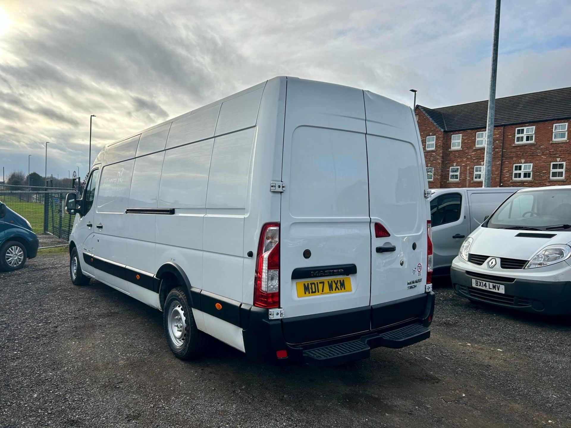 2017 RENAULT MASTER LML35 B-NESS ENERGY DCI WHITE PANEL VAN *NO VAT* - Image 4 of 11